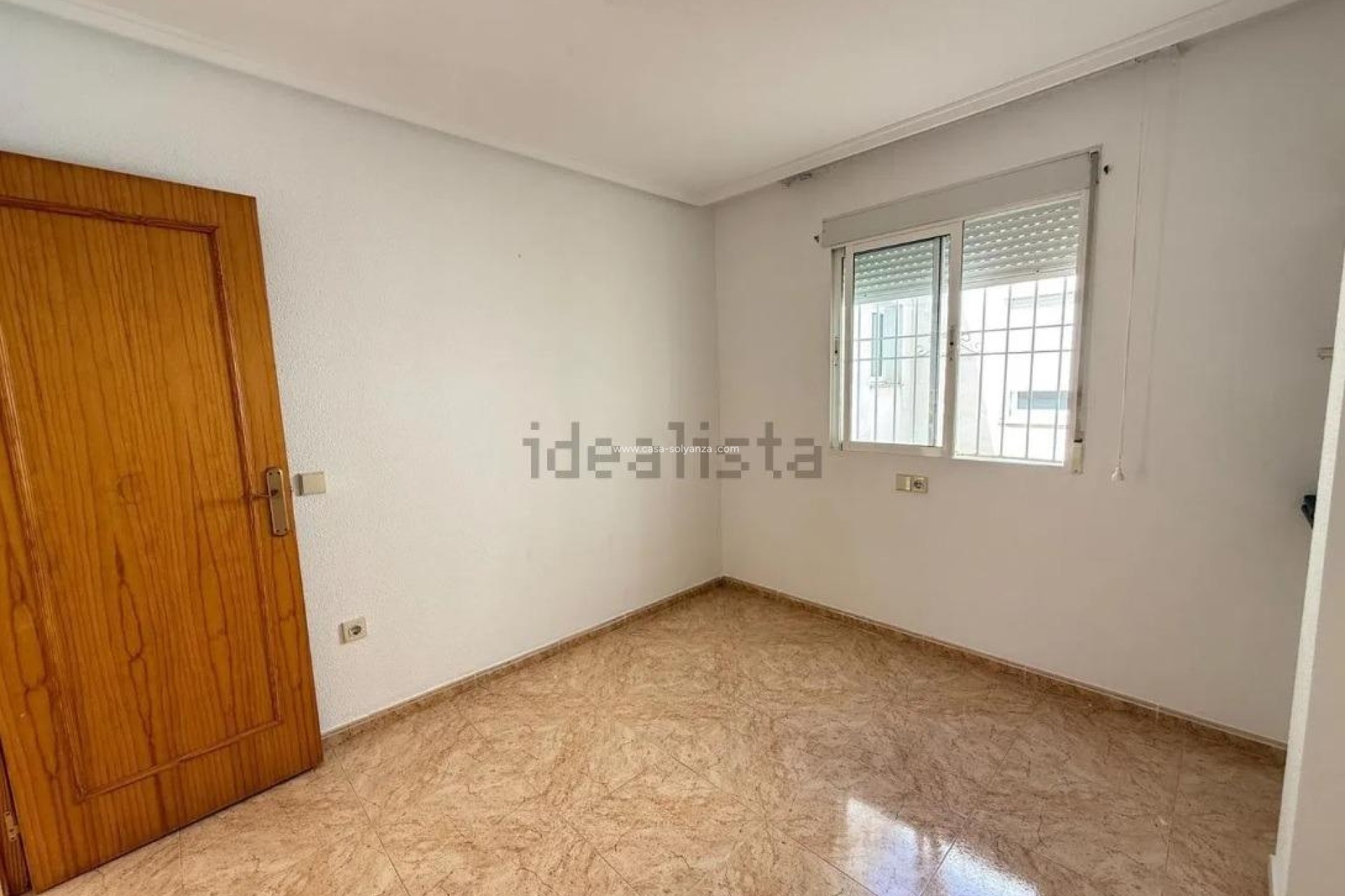 Resale - Apartment / flat - Torrevieja - El Molino