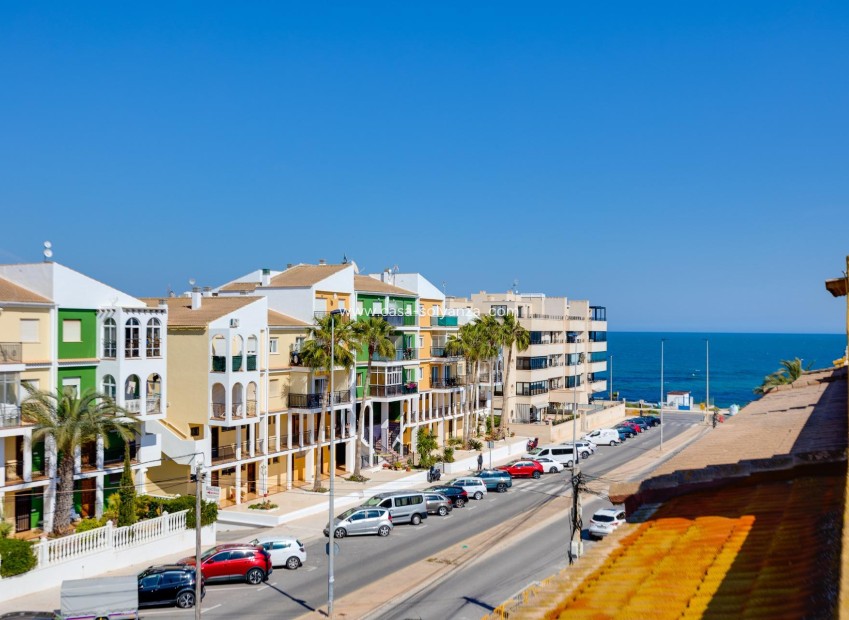 Resale - Apartment / flat - Torrevieja - Eliseos playa