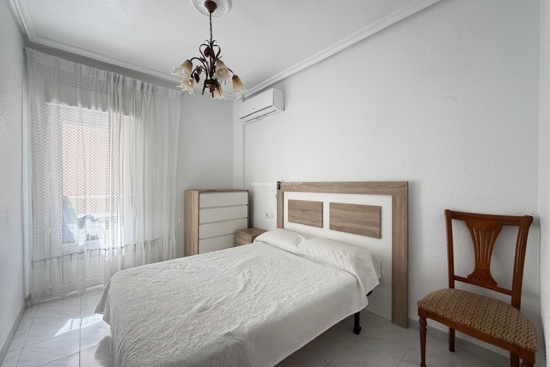 Resale - Apartment / flat - Torrevieja - Estacion Autobuses