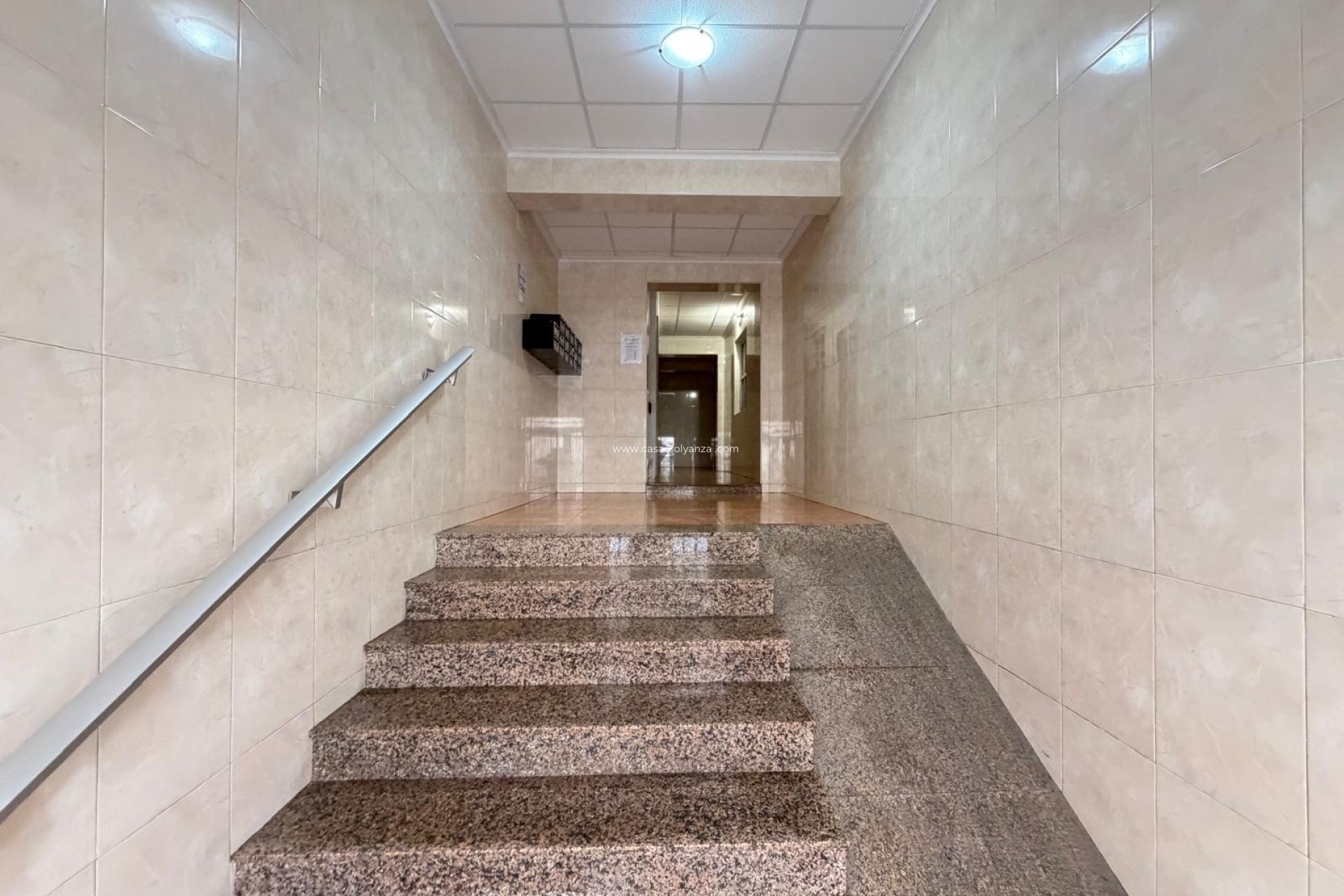 Resale - Apartment / flat - Torrevieja - Estacion Autobuses