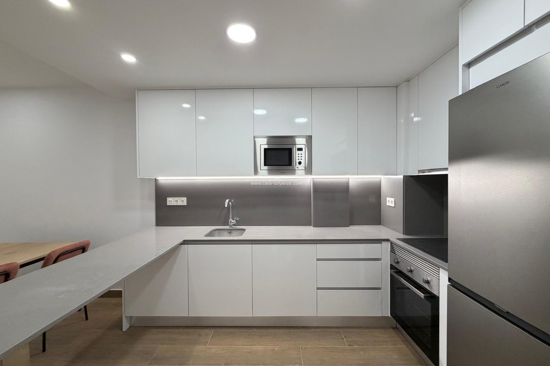 Resale - Apartment / flat - Torrevieja - Estacion Autobuses