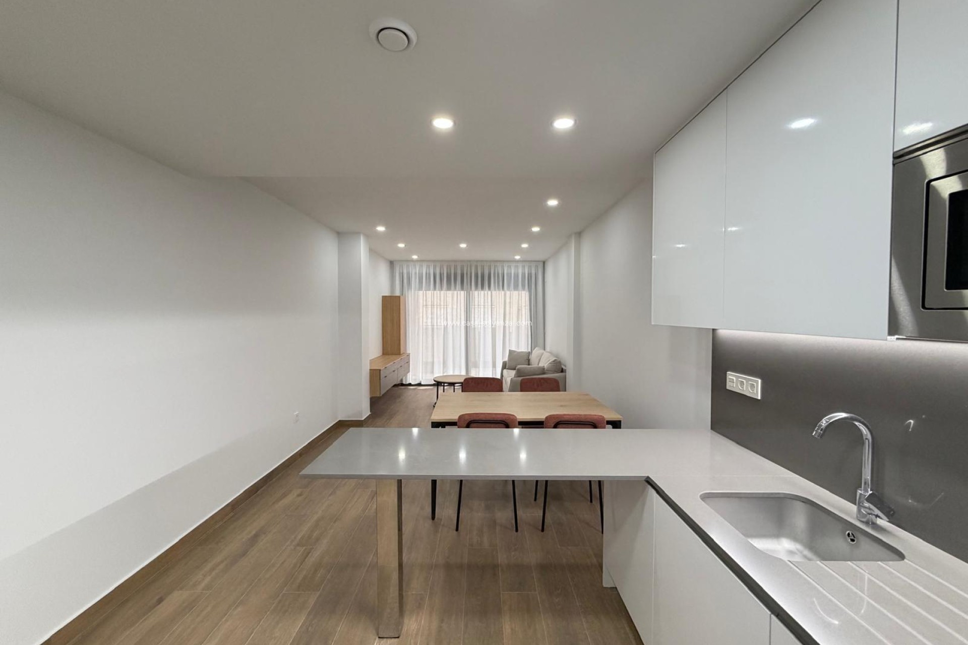 Resale - Apartment / flat - Torrevieja - Estacion Autobuses