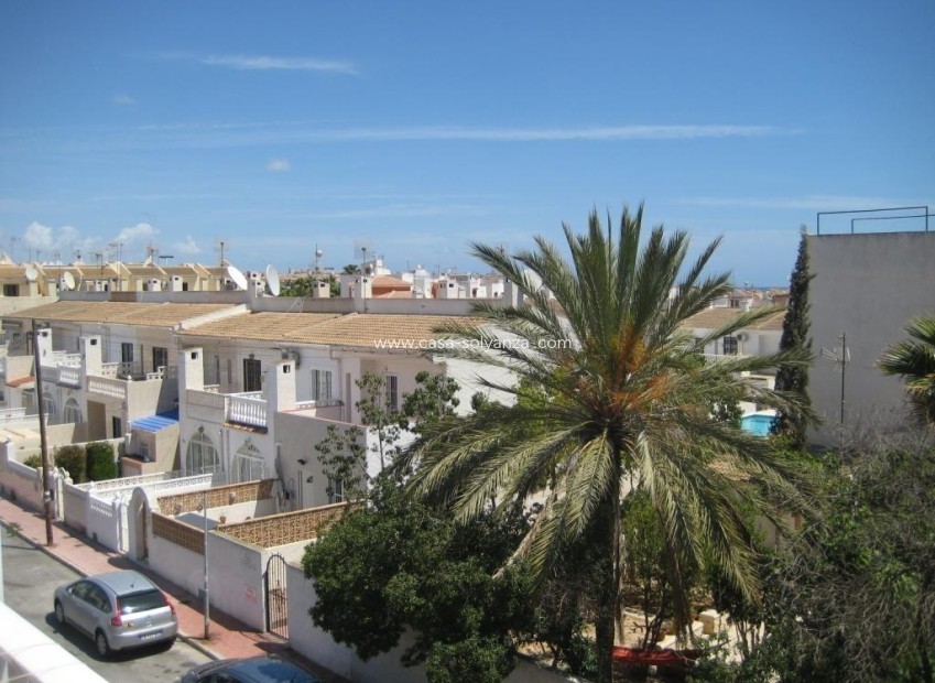 Resale - Apartment / flat - Torrevieja - Estacion Autobuses