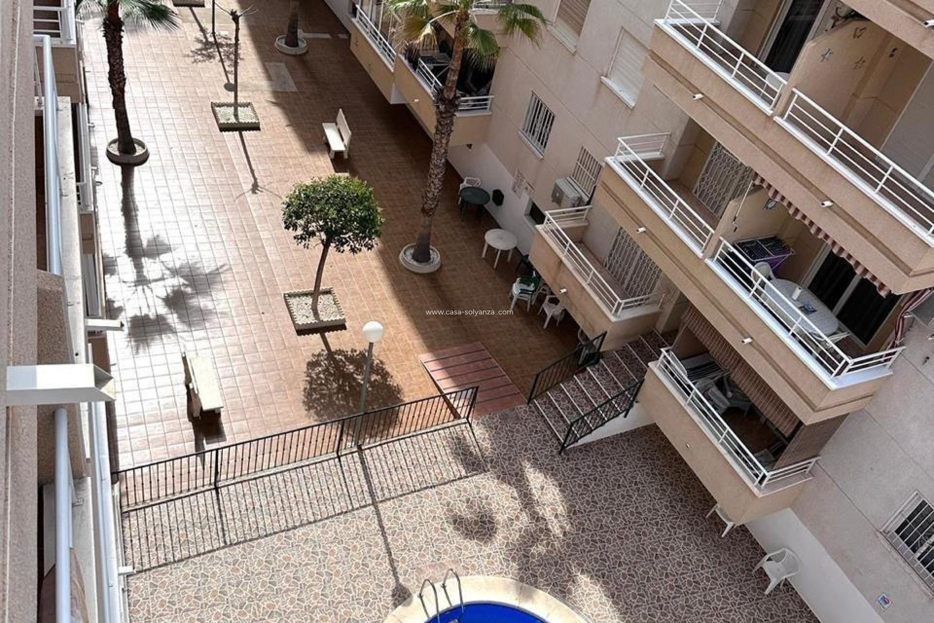 Resale - Apartment / flat - Torrevieja - Estacion Autobuses
