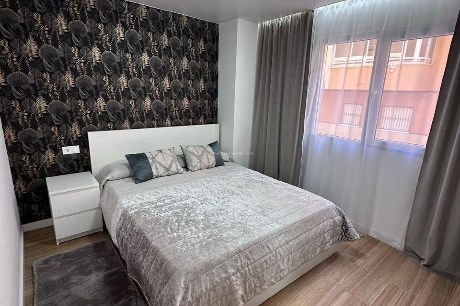 Resale - Apartment / flat - Torrevieja - Estacion Autobuses