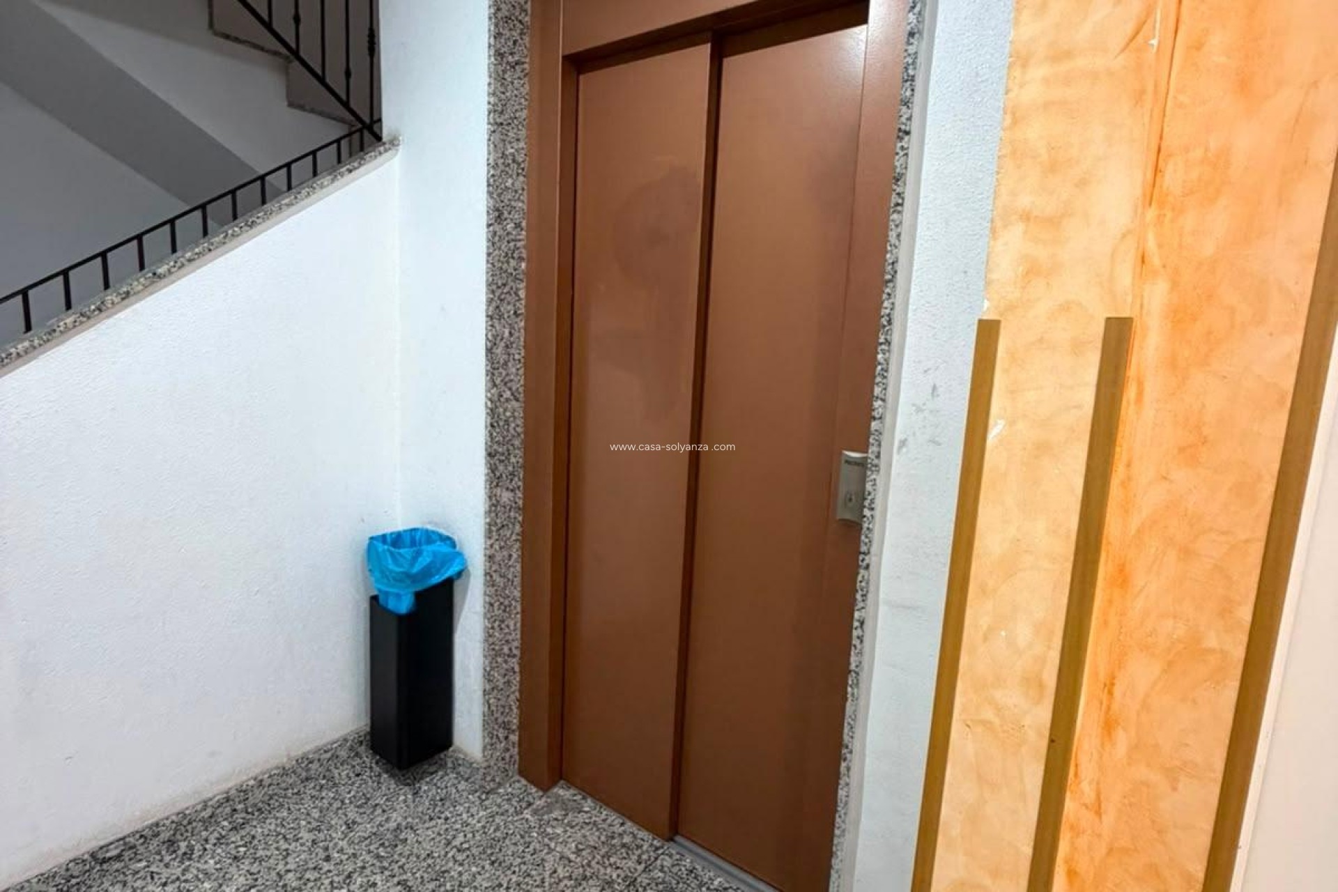 Resale - Apartment / flat - Torrevieja - Estacion Autobuses