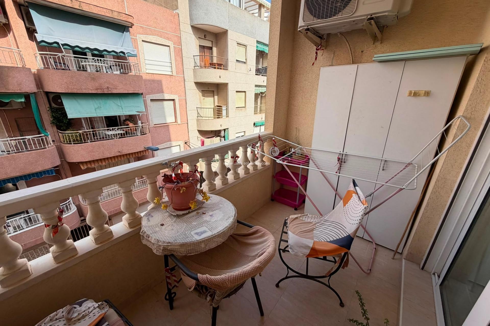 Resale - Apartment / flat - Torrevieja - Estacion Autobuses
