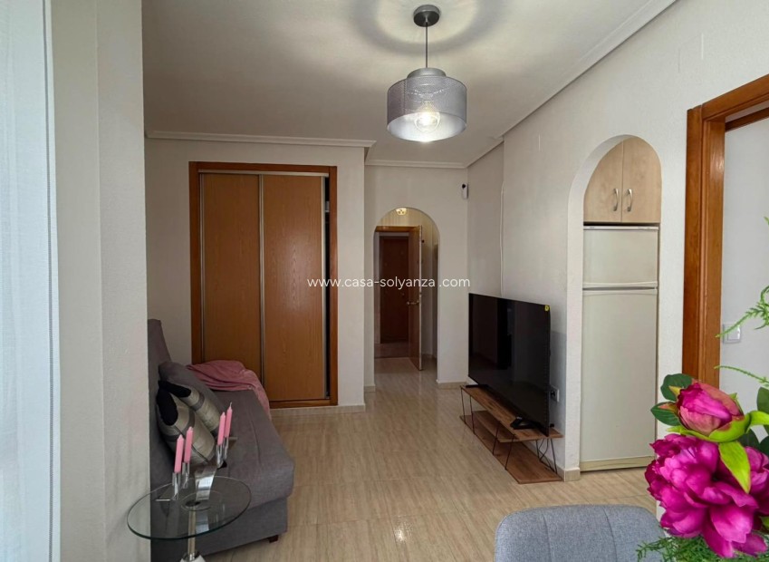Resale - Apartment / flat - Torrevieja - Estacion Autobuses