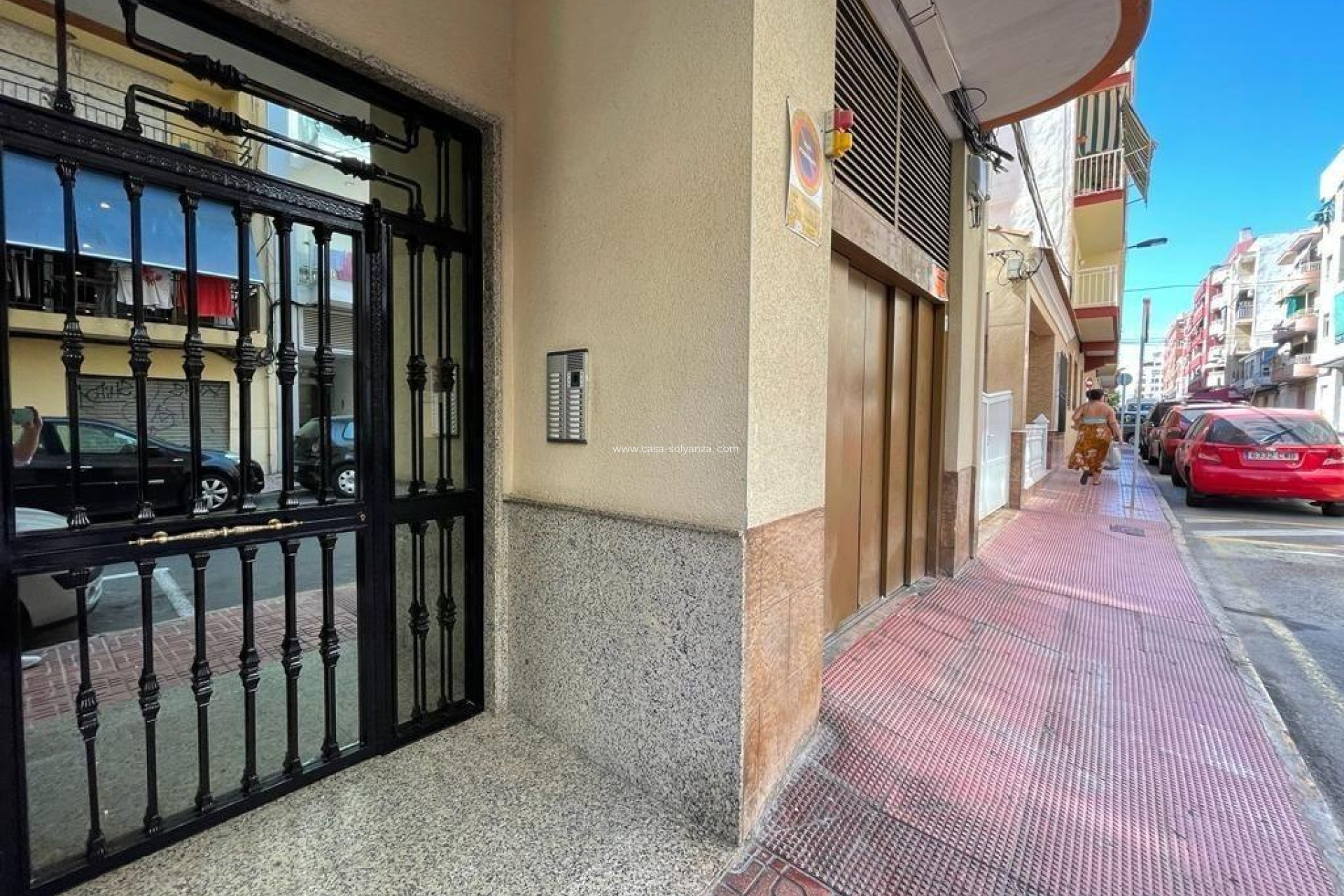 Resale - Apartment / flat - Torrevieja - Estacion Autobuses