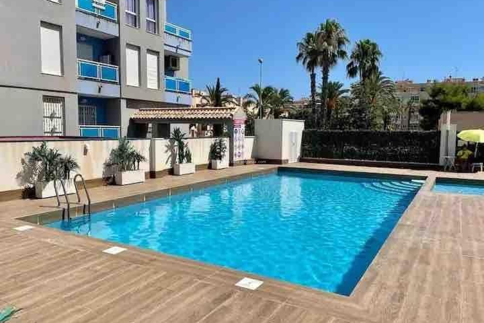 Resale - Apartment / flat - Torrevieja - Estacion Autobuses