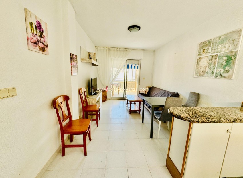 Resale - Apartment / flat - Torrevieja - Estacion Autobuses