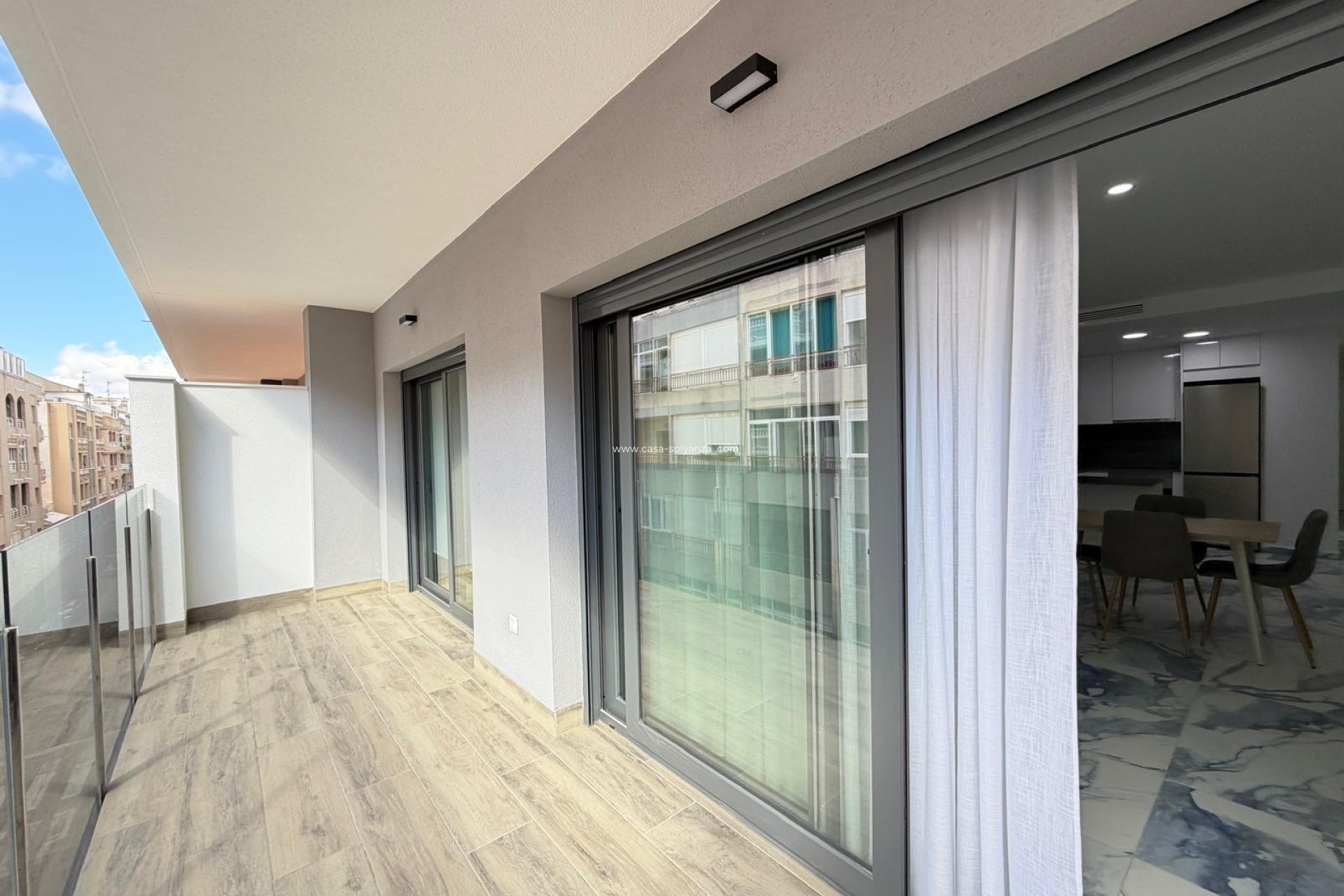 Resale - Apartment / flat - Torrevieja - Estacion Autobuses