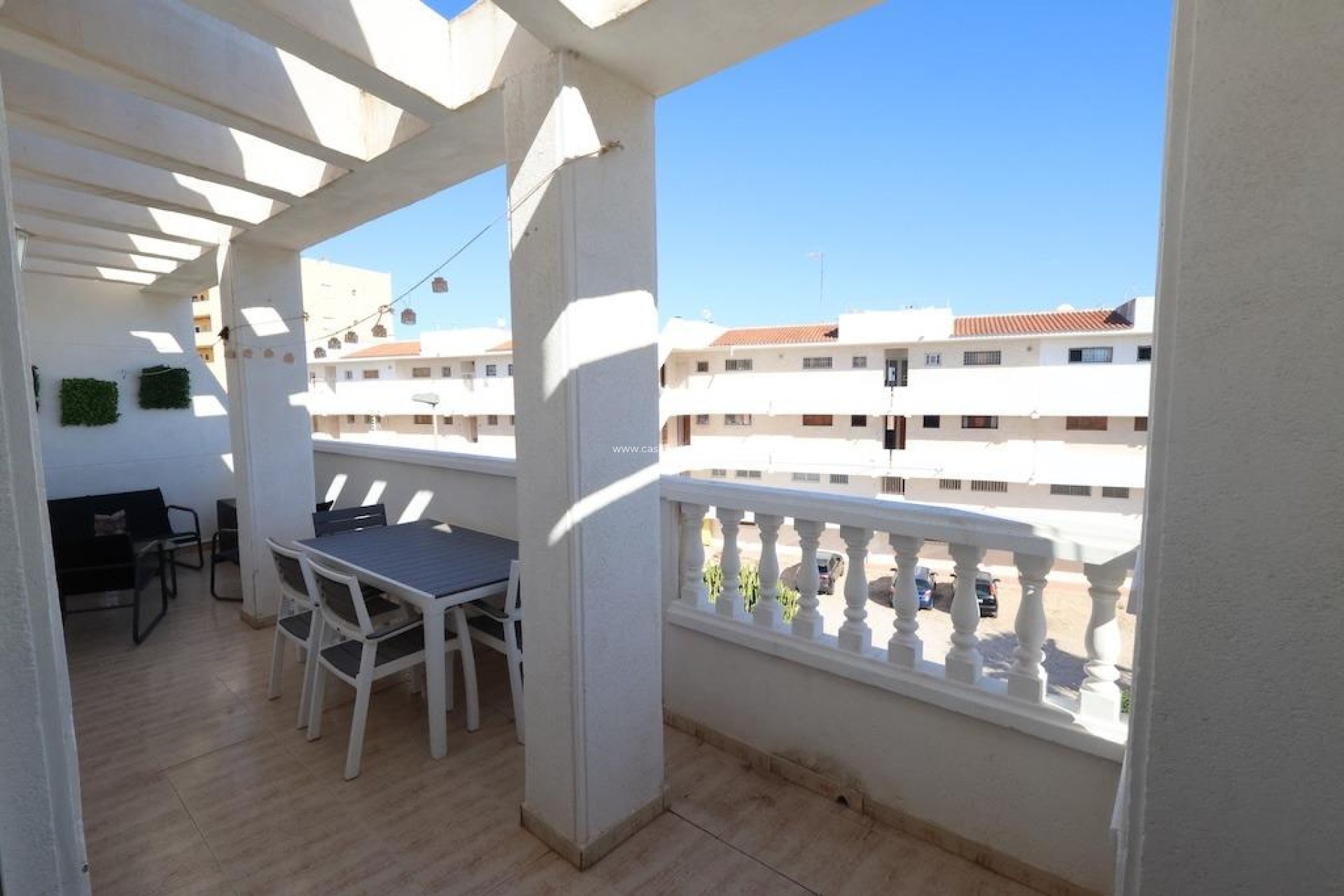 Resale - Apartment / flat - Torrevieja - Estacion Autobuses