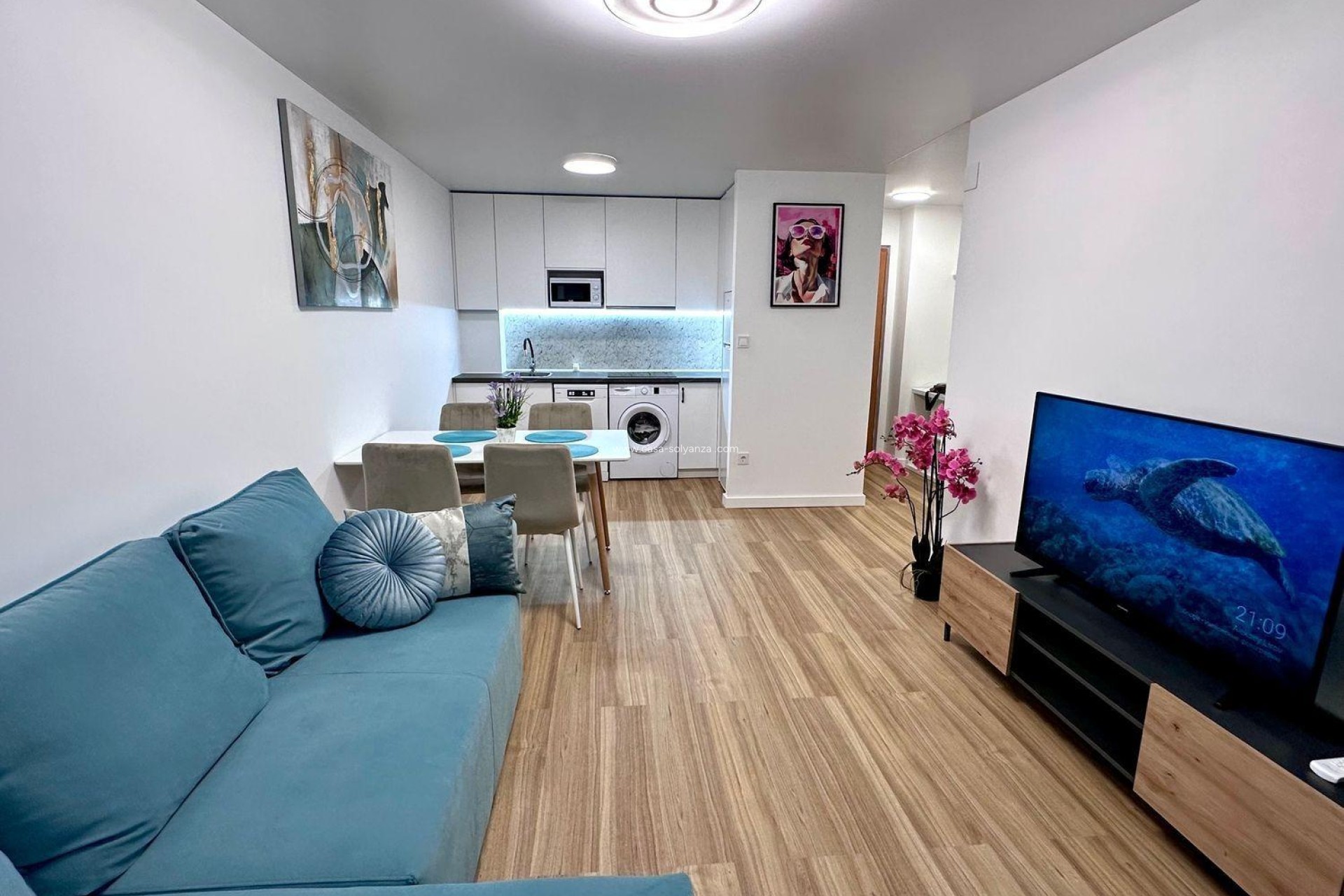 Resale - Apartment / flat - Torrevieja - Estacion Autobuses