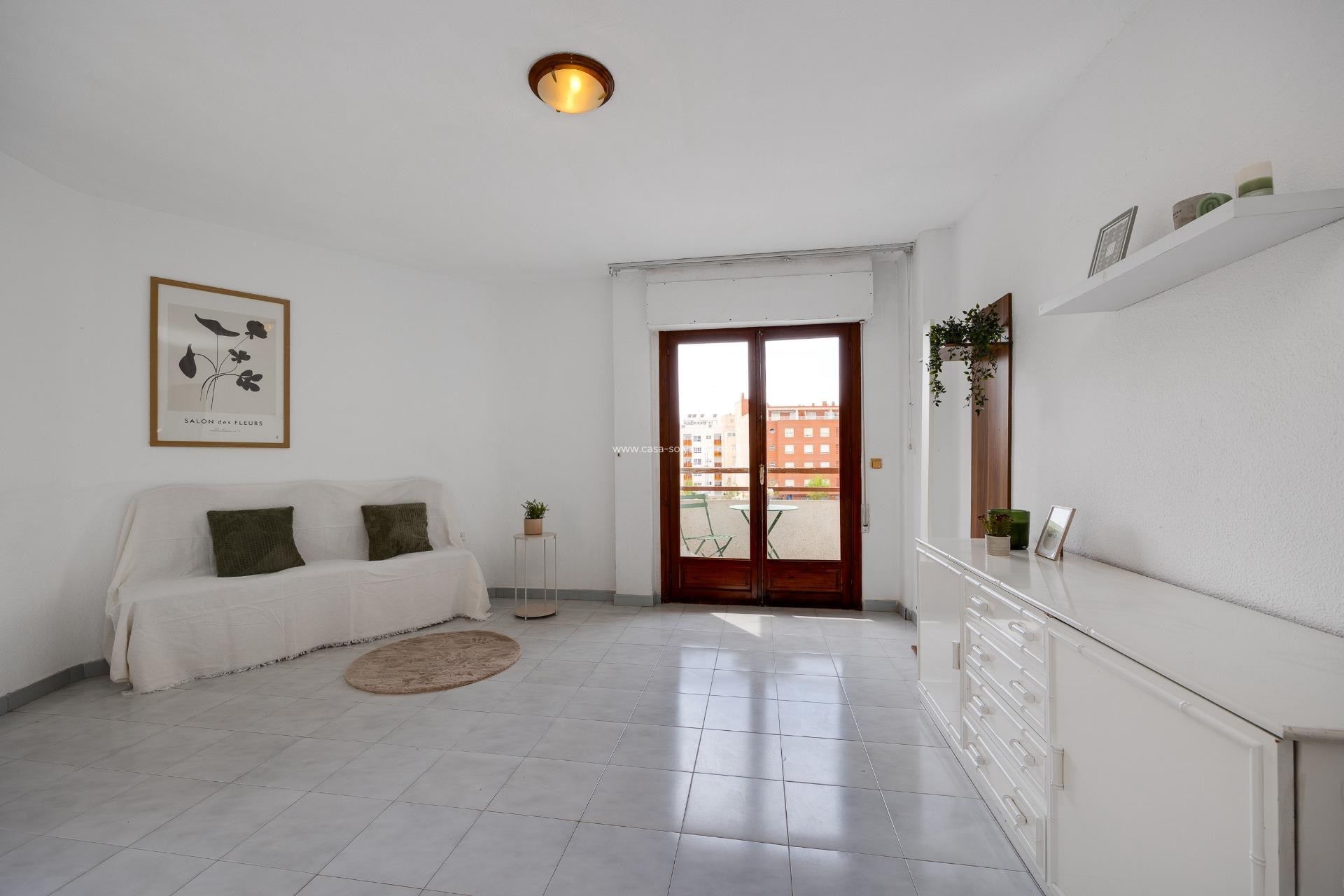Resale - Apartment / flat - Torrevieja - Estacion Autobuses