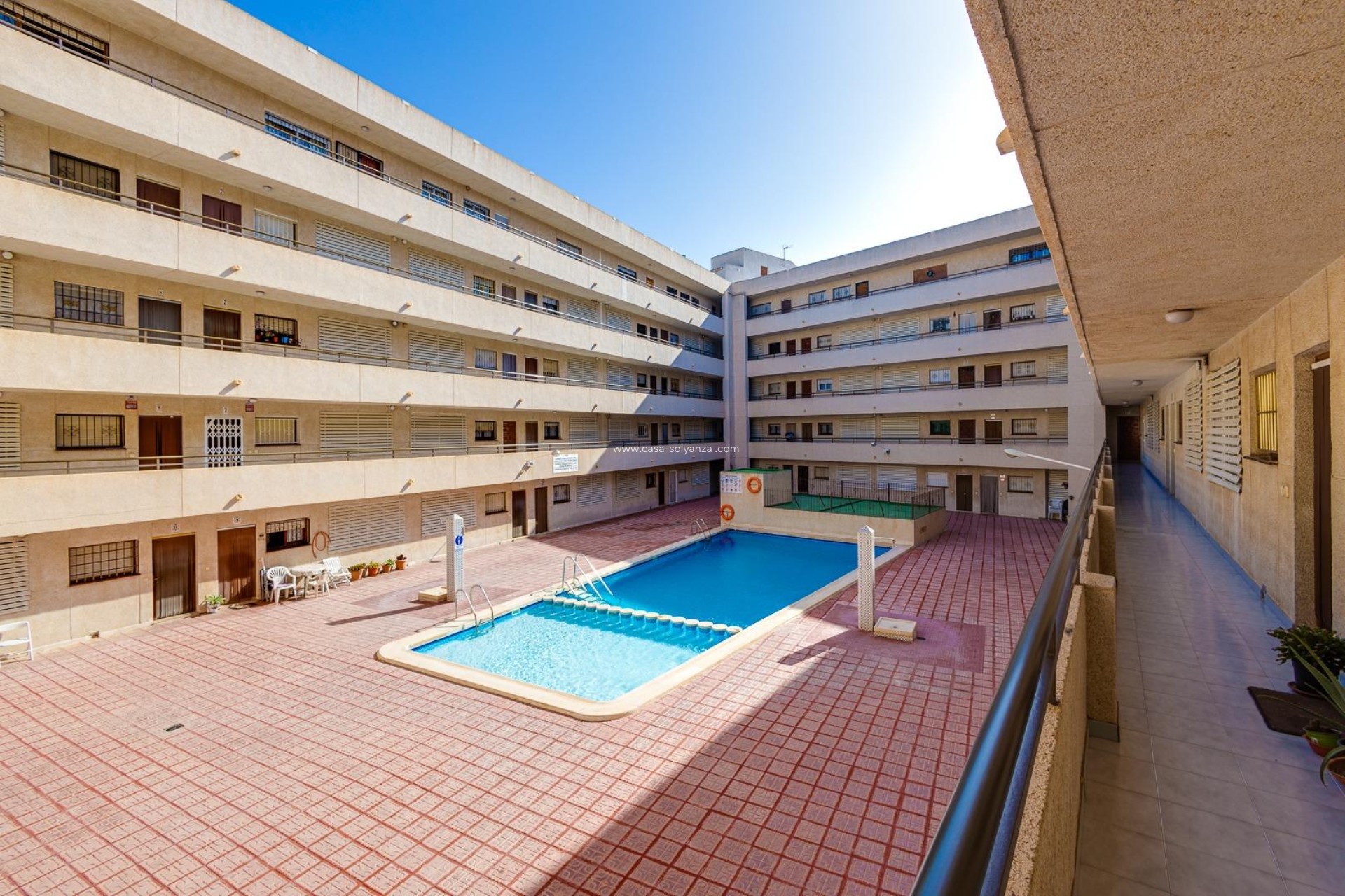 Resale - Apartment / flat - Torrevieja - Estacion Autobuses