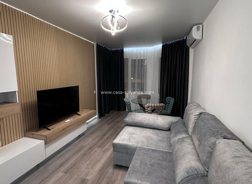 Resale - Apartment / flat - Torrevieja - Estacion Autobuses