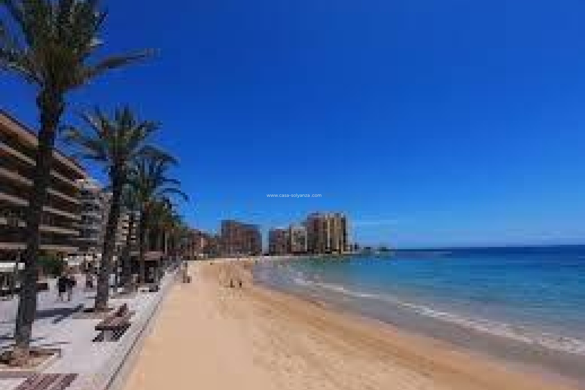 Resale - Apartment / flat - Torrevieja - Estacion Autobuses