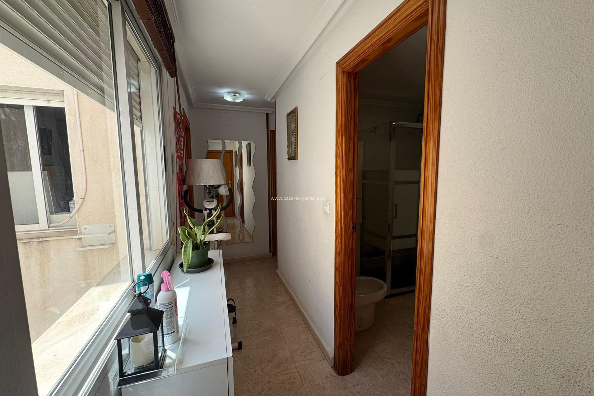 Resale - Apartment / flat - Torrevieja - Estacion Autobuses