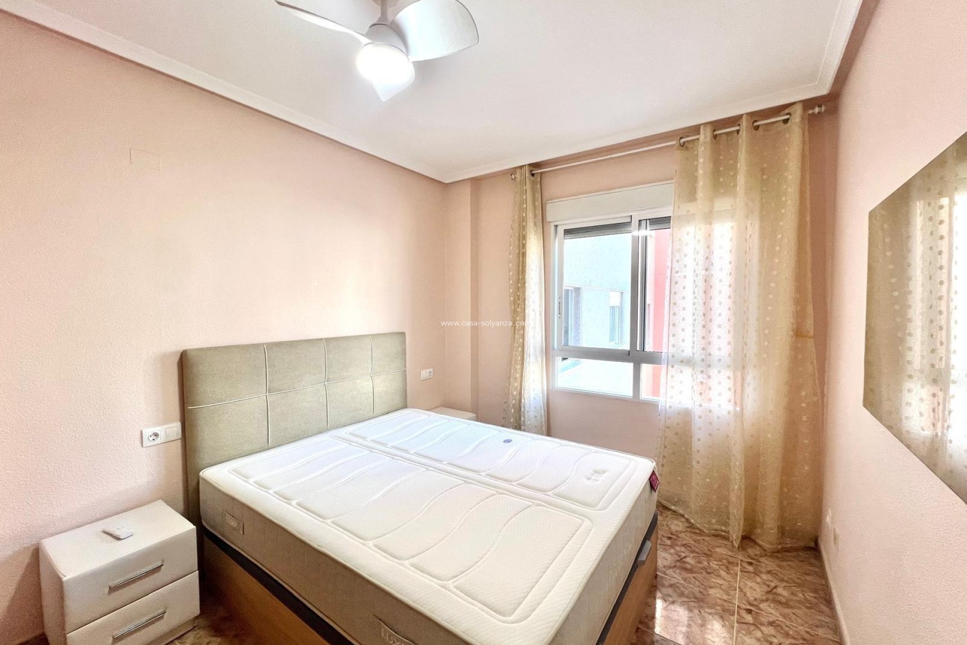 Resale - Apartment / flat - Torrevieja - Estacion Autobuses