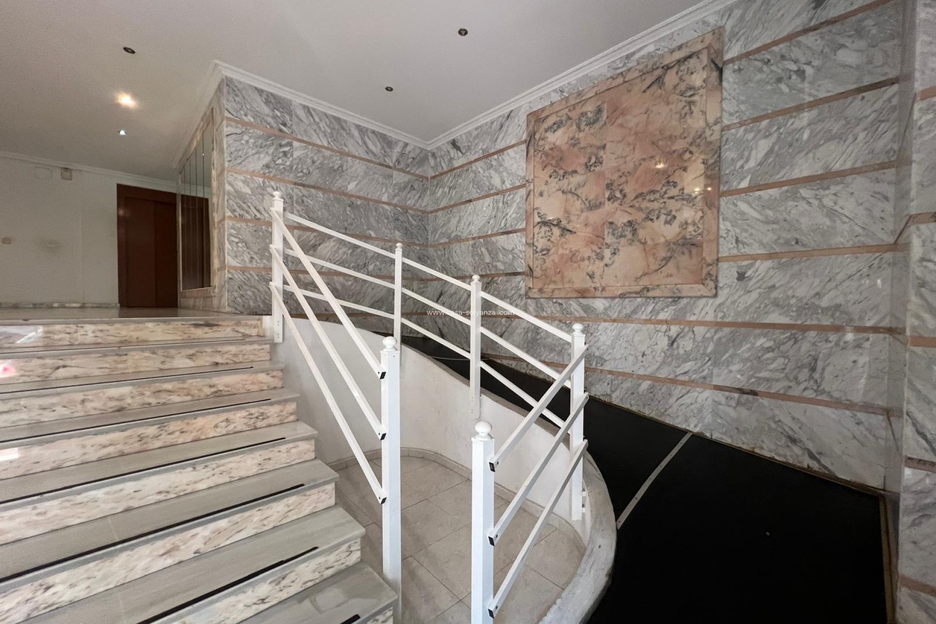 Resale - Apartment / flat - Torrevieja - Estacion Autobuses