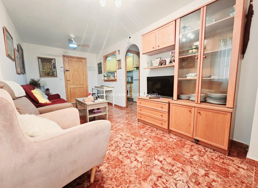 Resale - Apartment / flat - Torrevieja - Estacion Autobuses