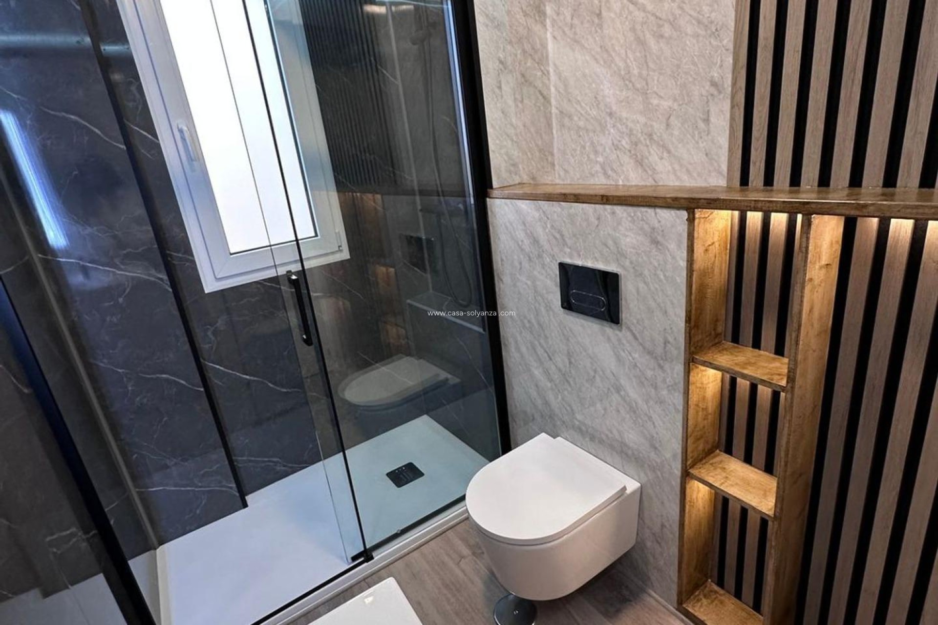 Resale - Apartment / flat - Torrevieja - Estacion Autobuses