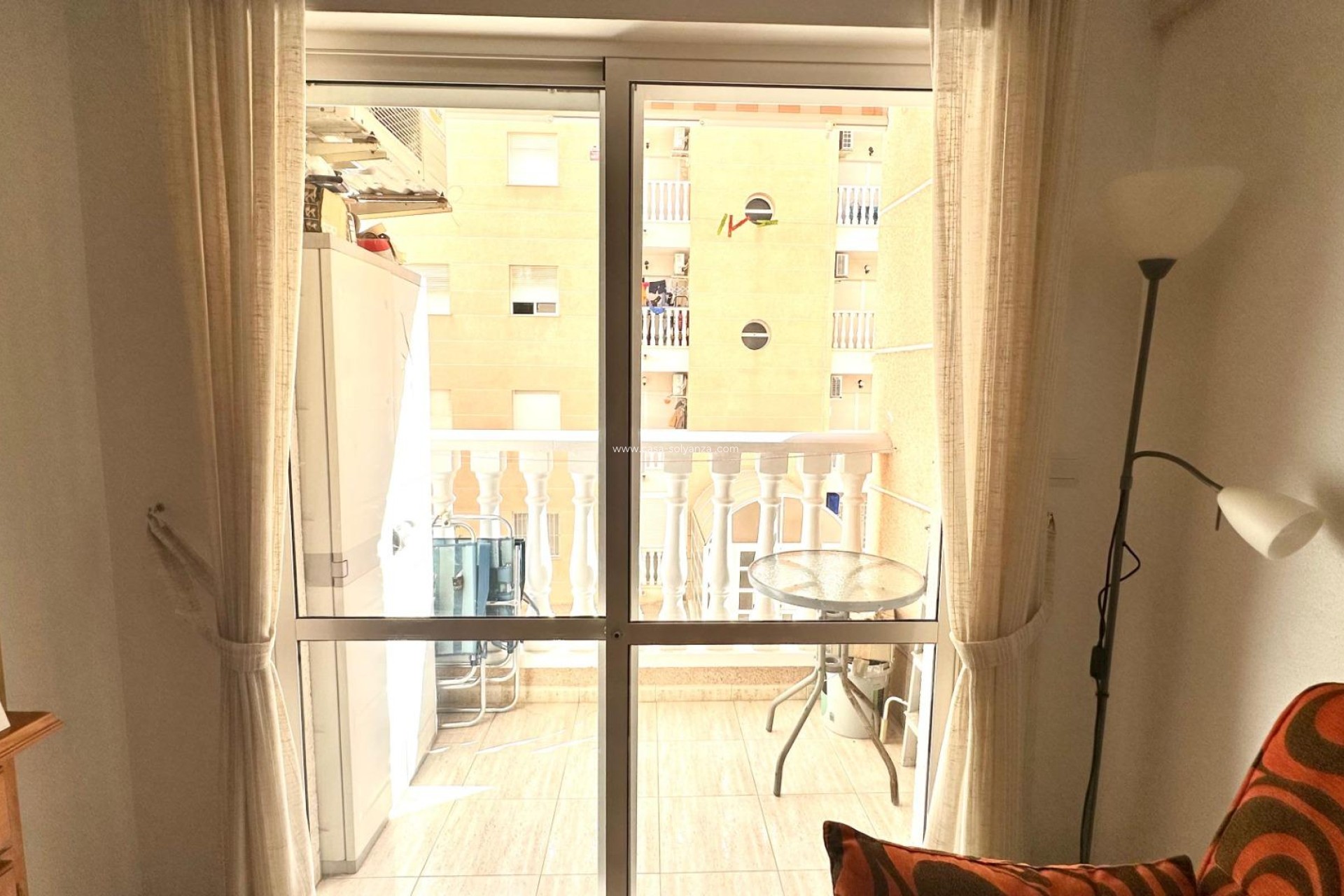 Resale - Apartment / flat - Torrevieja - Estacion Autobuses