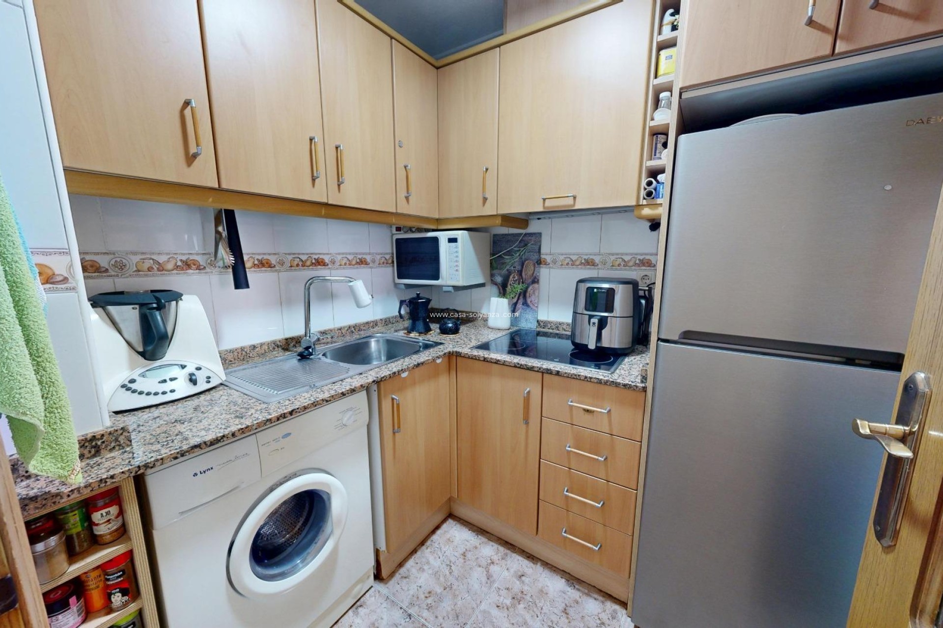 Resale - Apartment / flat - Torrevieja - Estacion Autobuses