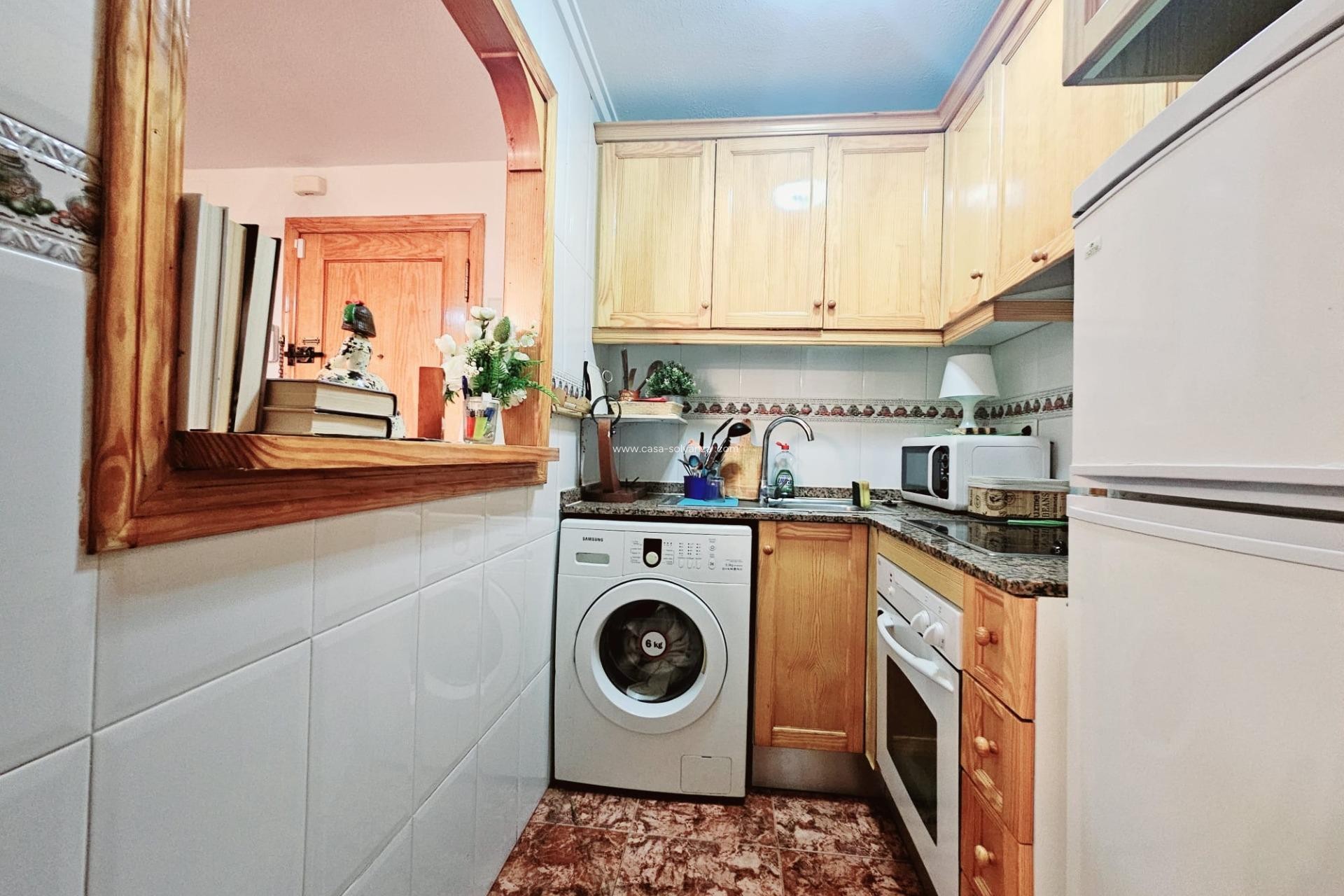 Resale - Apartment / flat - Torrevieja - Estacion Autobuses