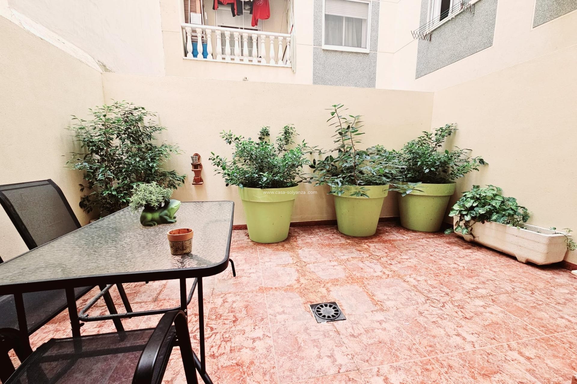 Resale - Apartment / flat - Torrevieja - Estacion Autobuses