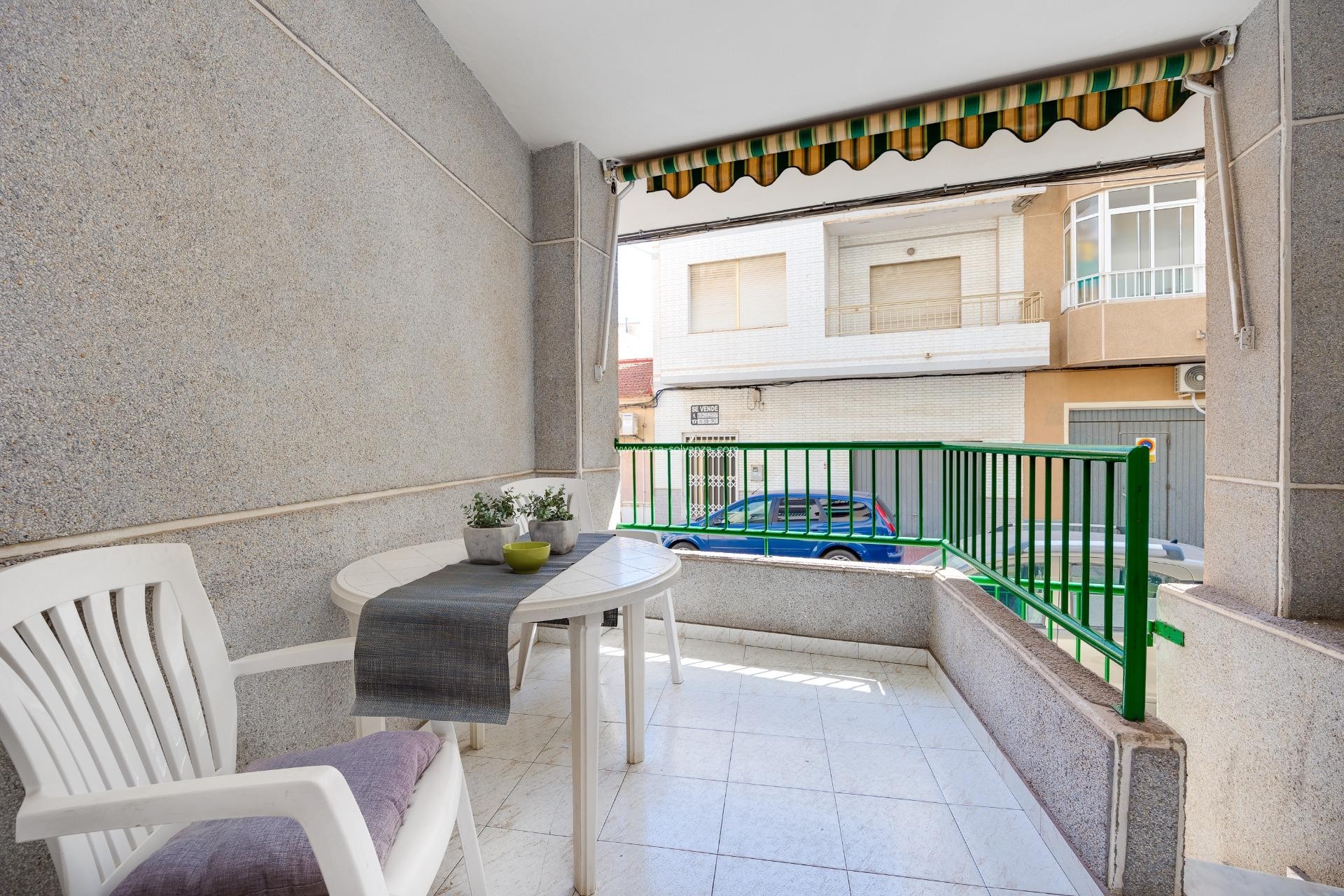 Resale - Apartment / flat - Torrevieja - Estacion Autobuses