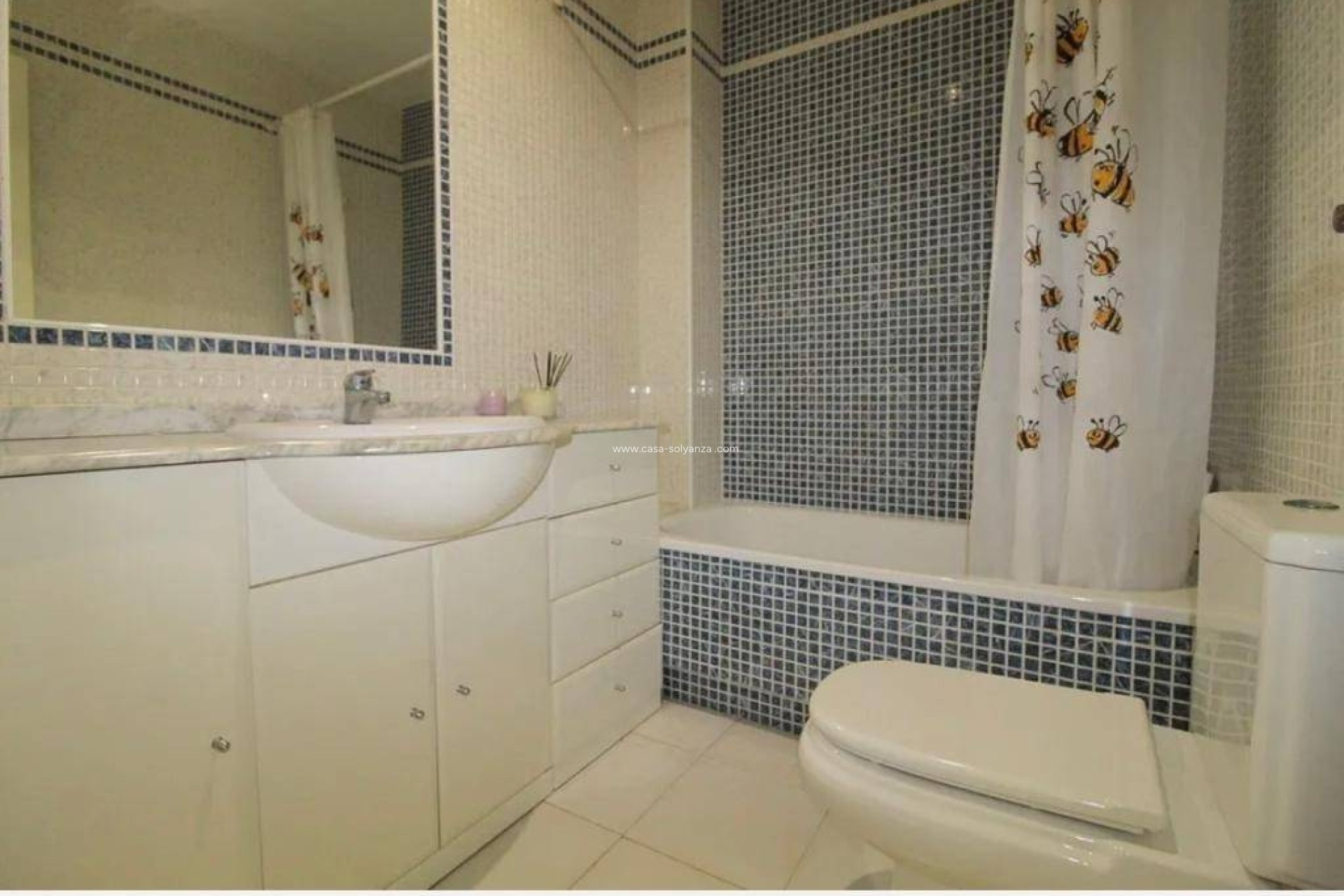 Resale - Apartment / flat - Torrevieja - Estacion Autobuses