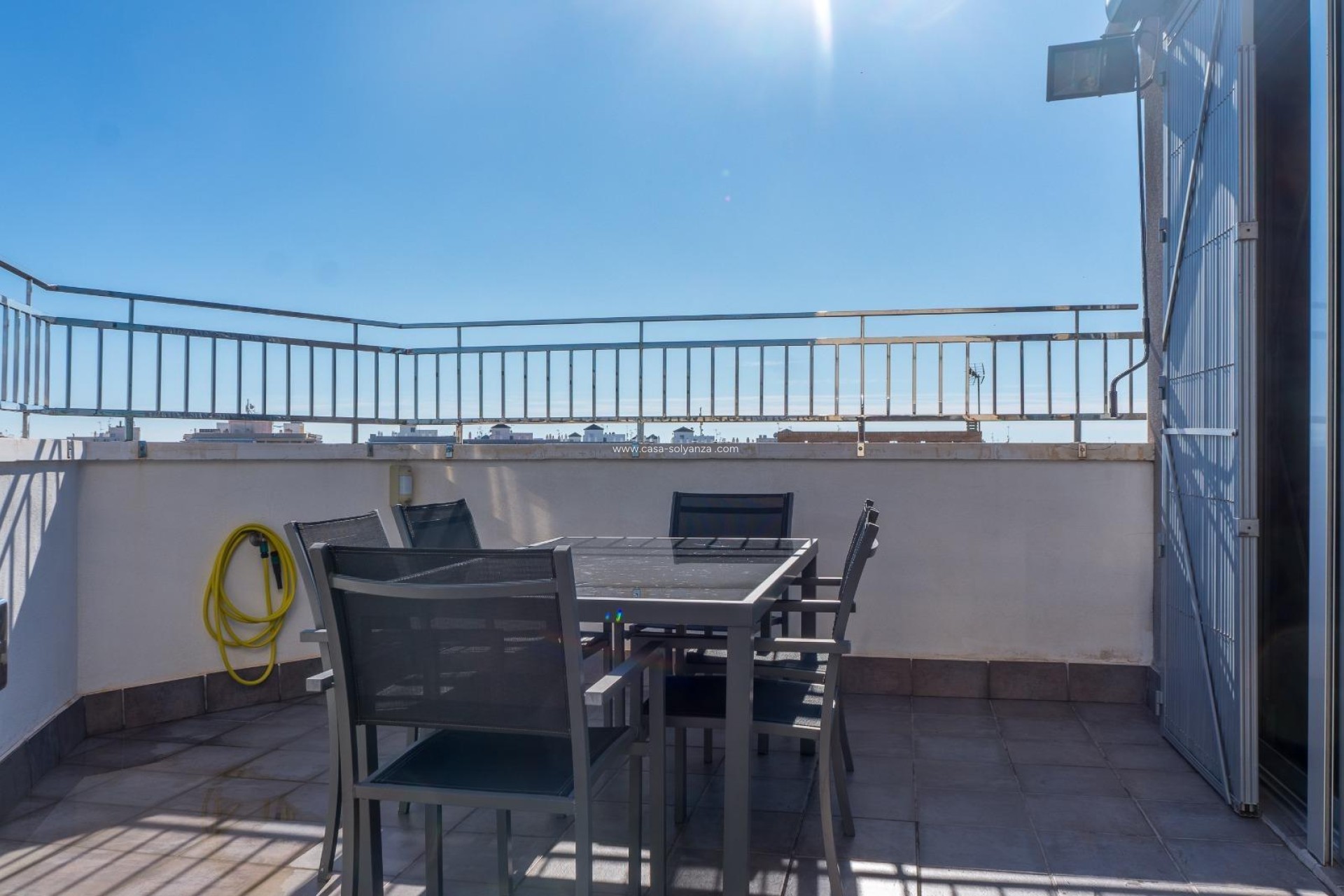Resale - Apartment / flat - Torrevieja - Estacion Autobuses