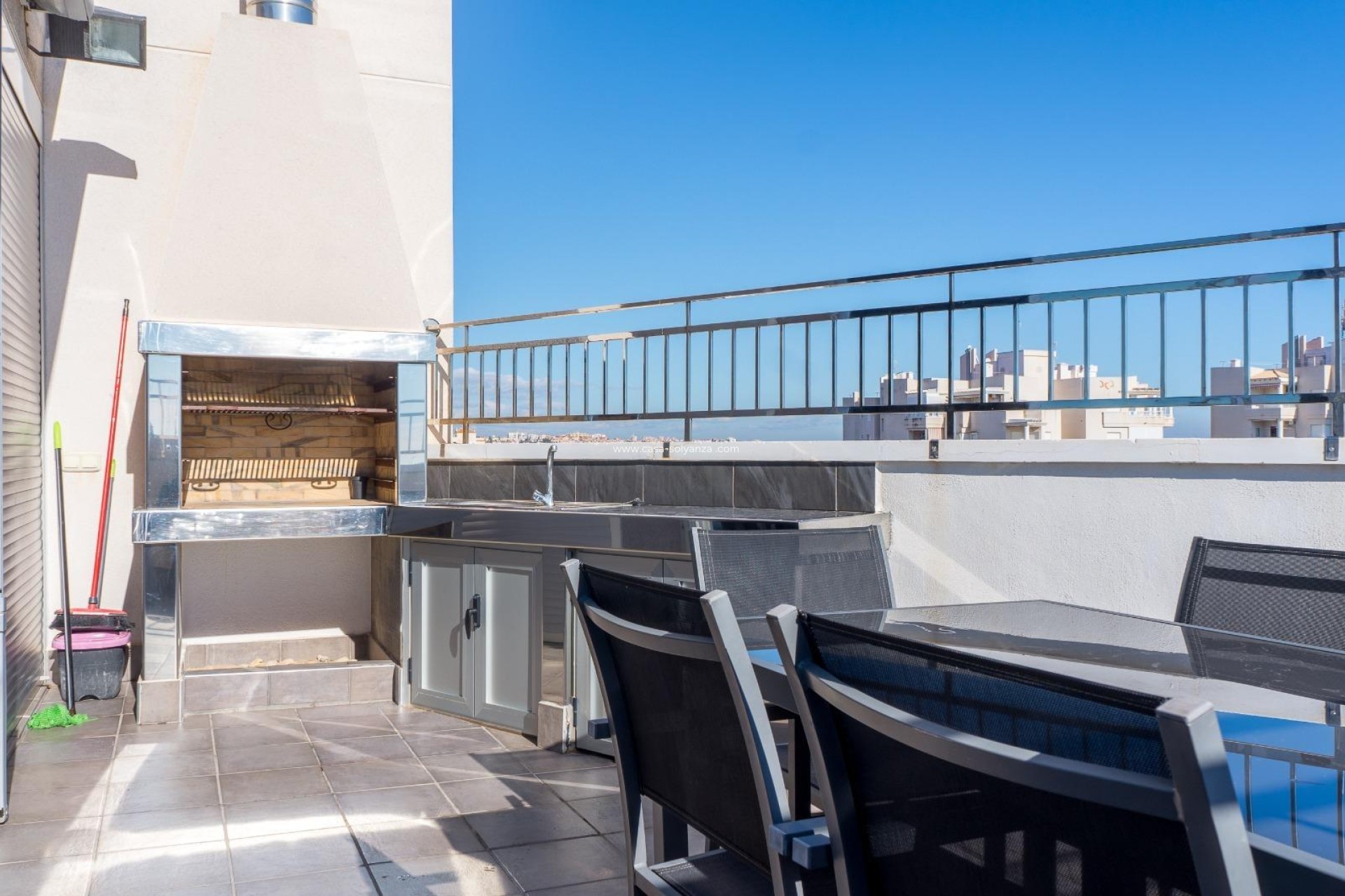 Resale - Apartment / flat - Torrevieja - Estacion Autobuses