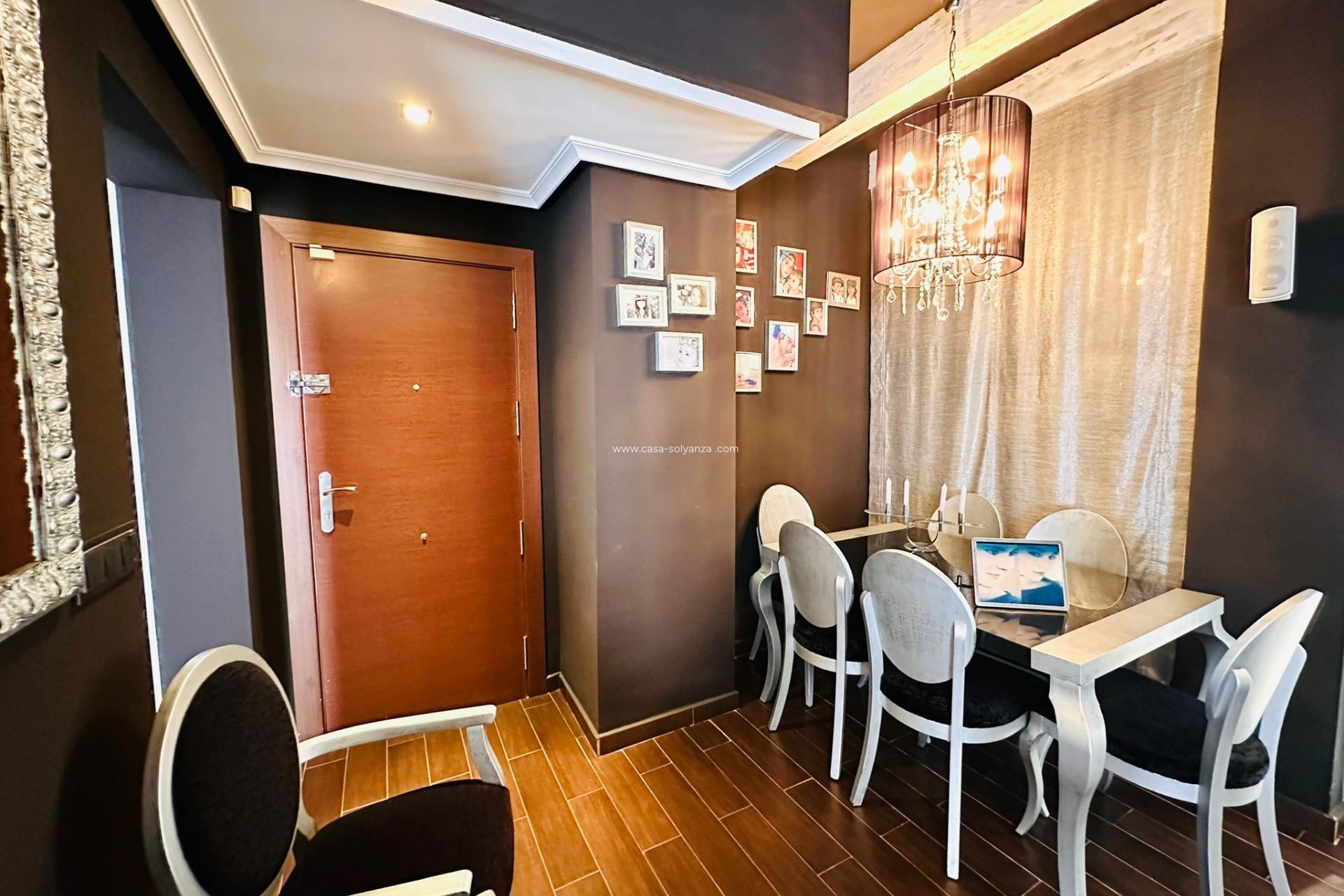 Resale - Apartment / flat - Torrevieja - Estacion Autobuses