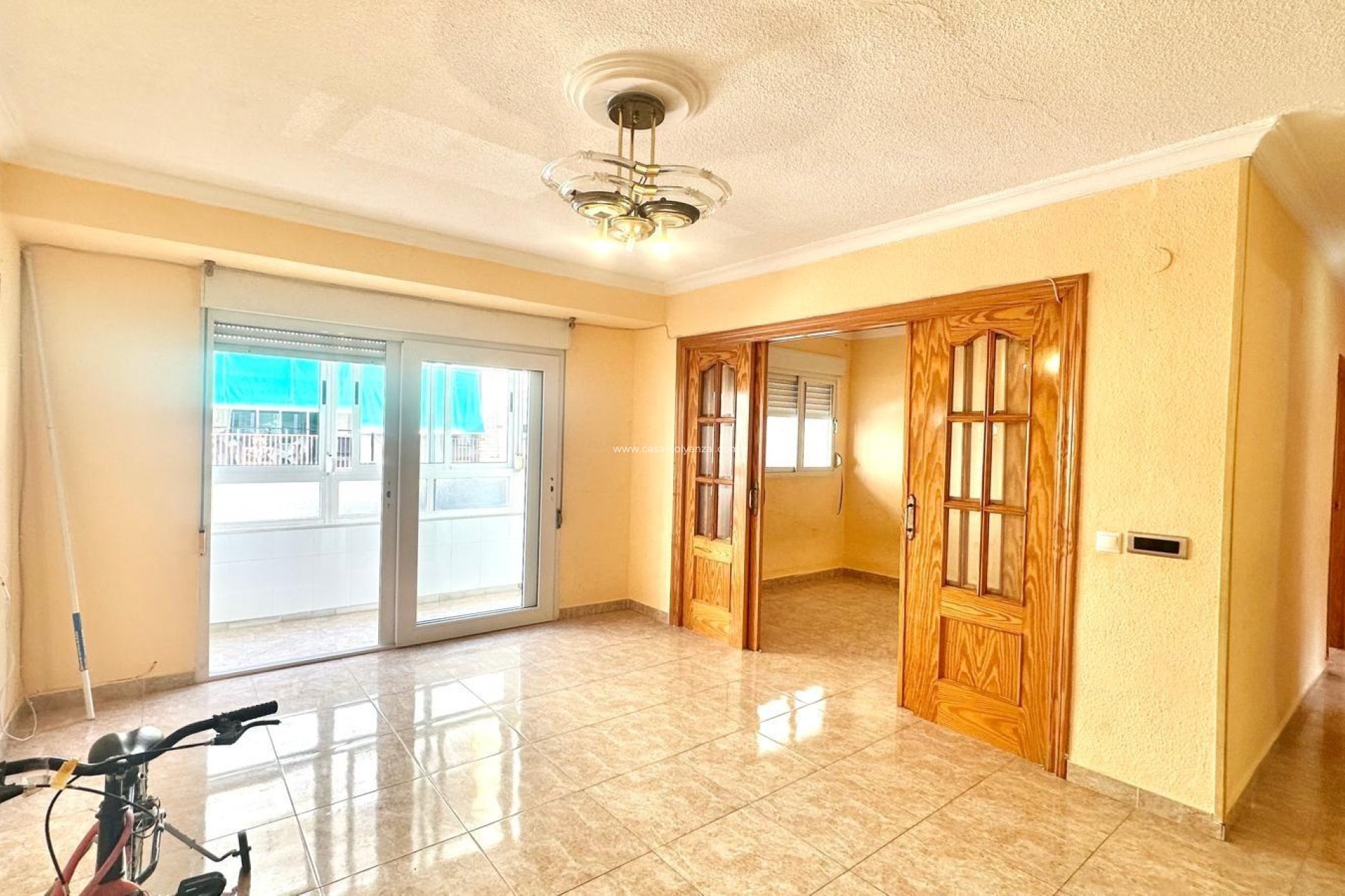 Resale - Apartment / flat - Torrevieja - Estacion Autobuses