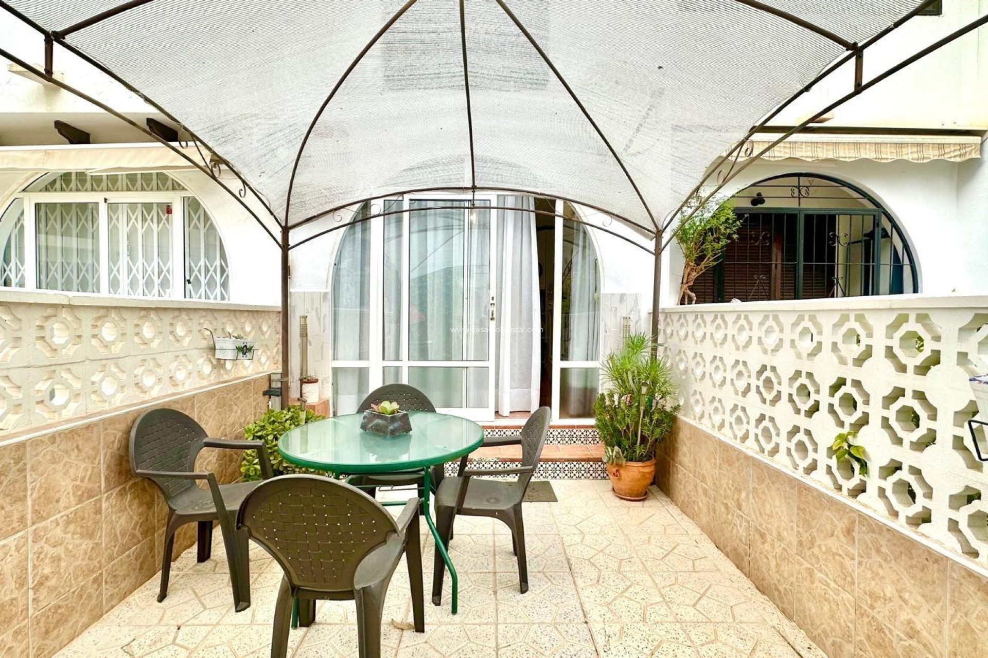 Resale - Apartment / flat - Torrevieja - Estacion Autobuses