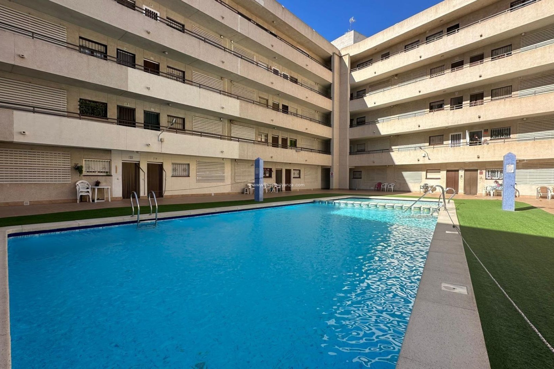 Resale - Apartment / flat - Torrevieja - Estacion Autobuses