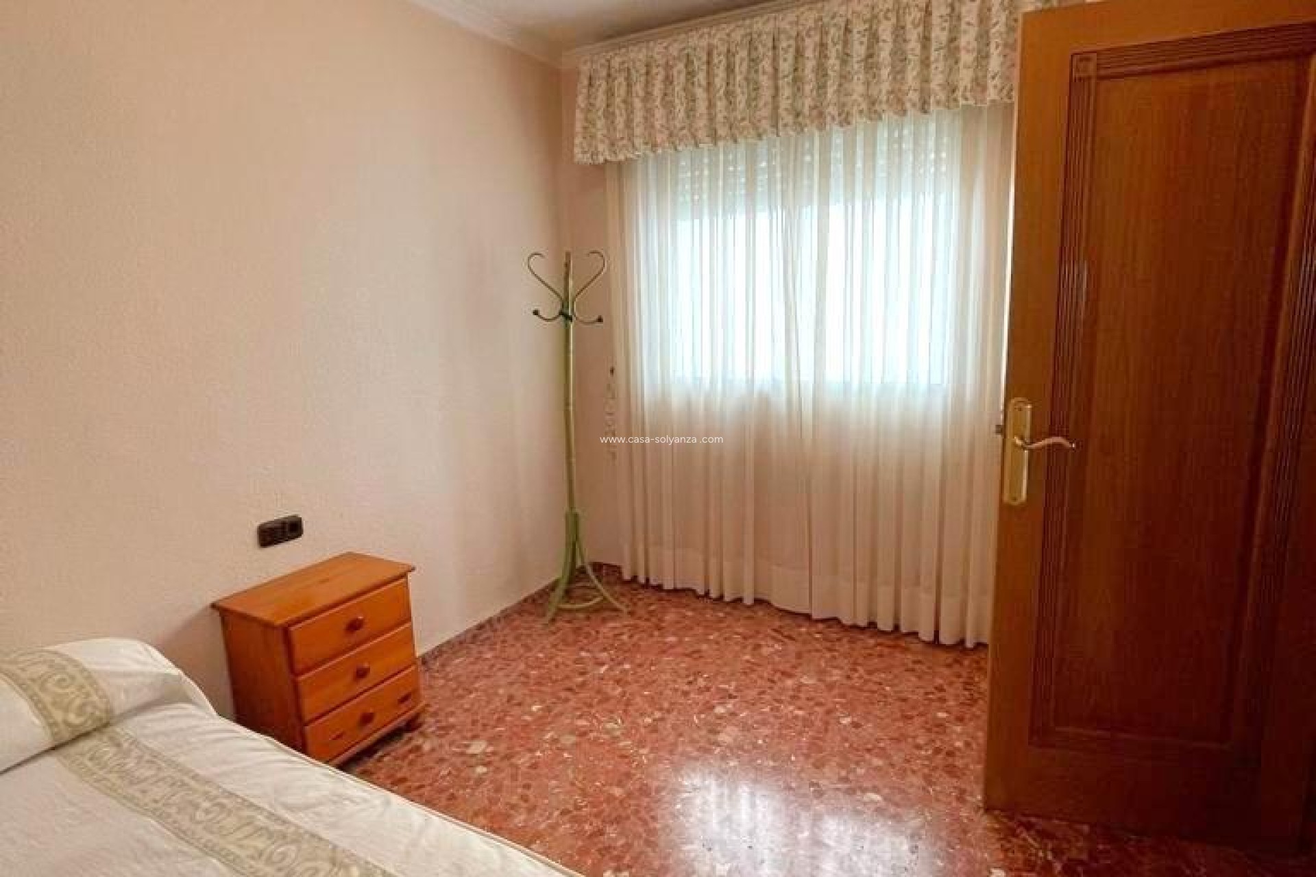 Resale - Apartment / flat - Torrevieja - Estacion Autobuses