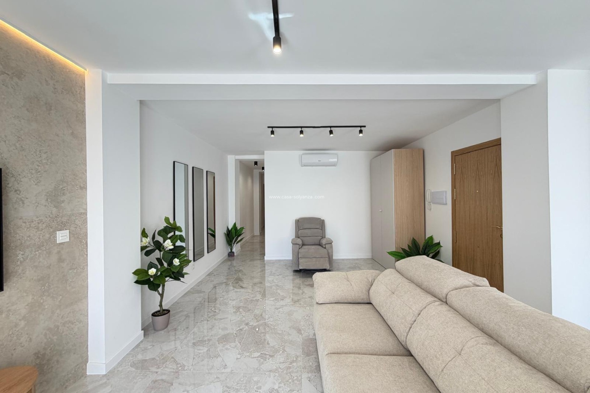 Resale - Apartment / flat - Torrevieja - Estacion Autobuses