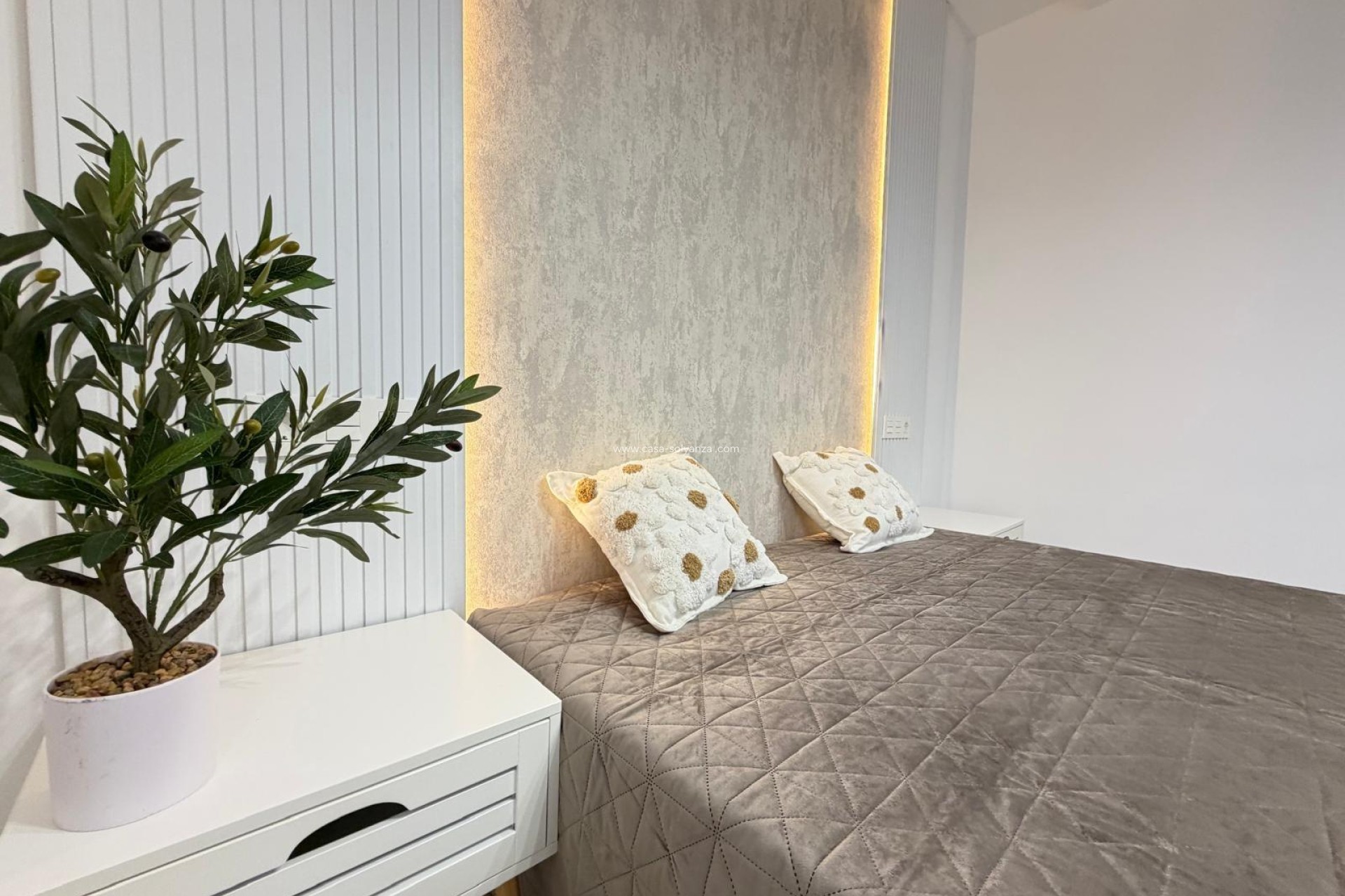 Resale - Apartment / flat - Torrevieja - Estacion Autobuses