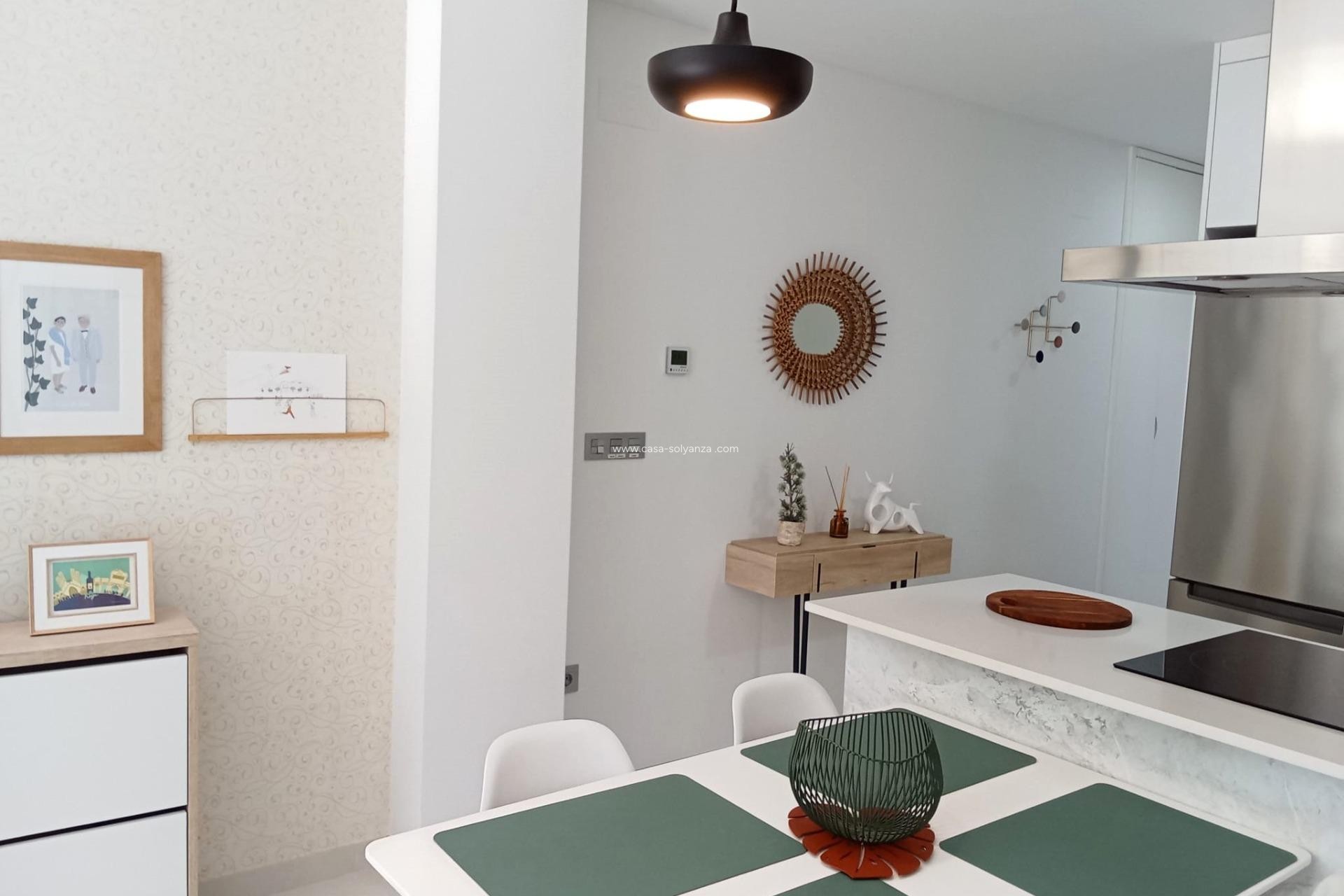 Resale - Apartment / flat - Torrevieja - Estacion Autobuses