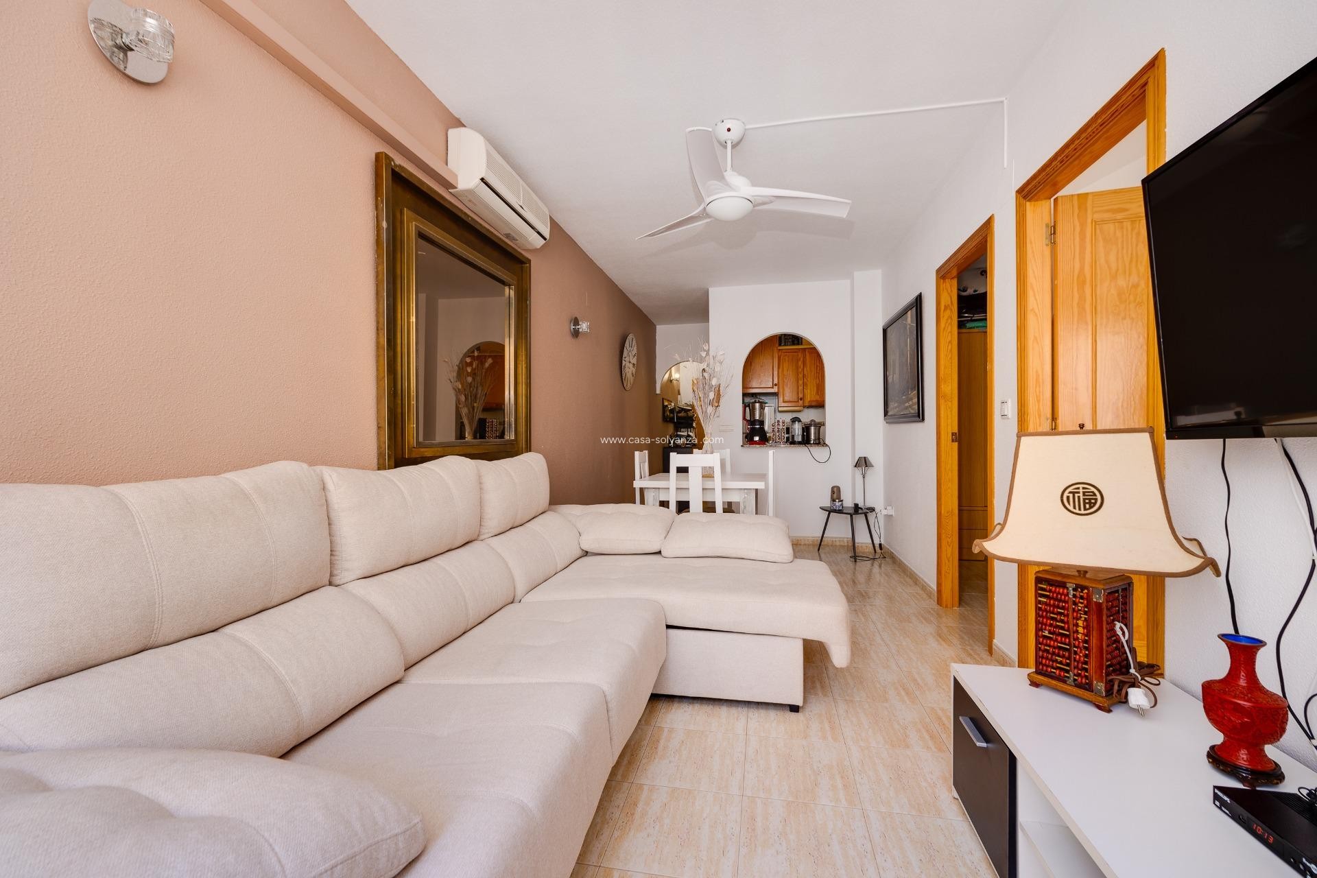 Resale - Apartment / flat - Torrevieja - Estacion Autobuses
