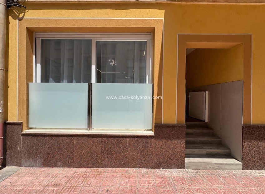 Resale - Apartment / flat - Torrevieja - Estacion Autobuses