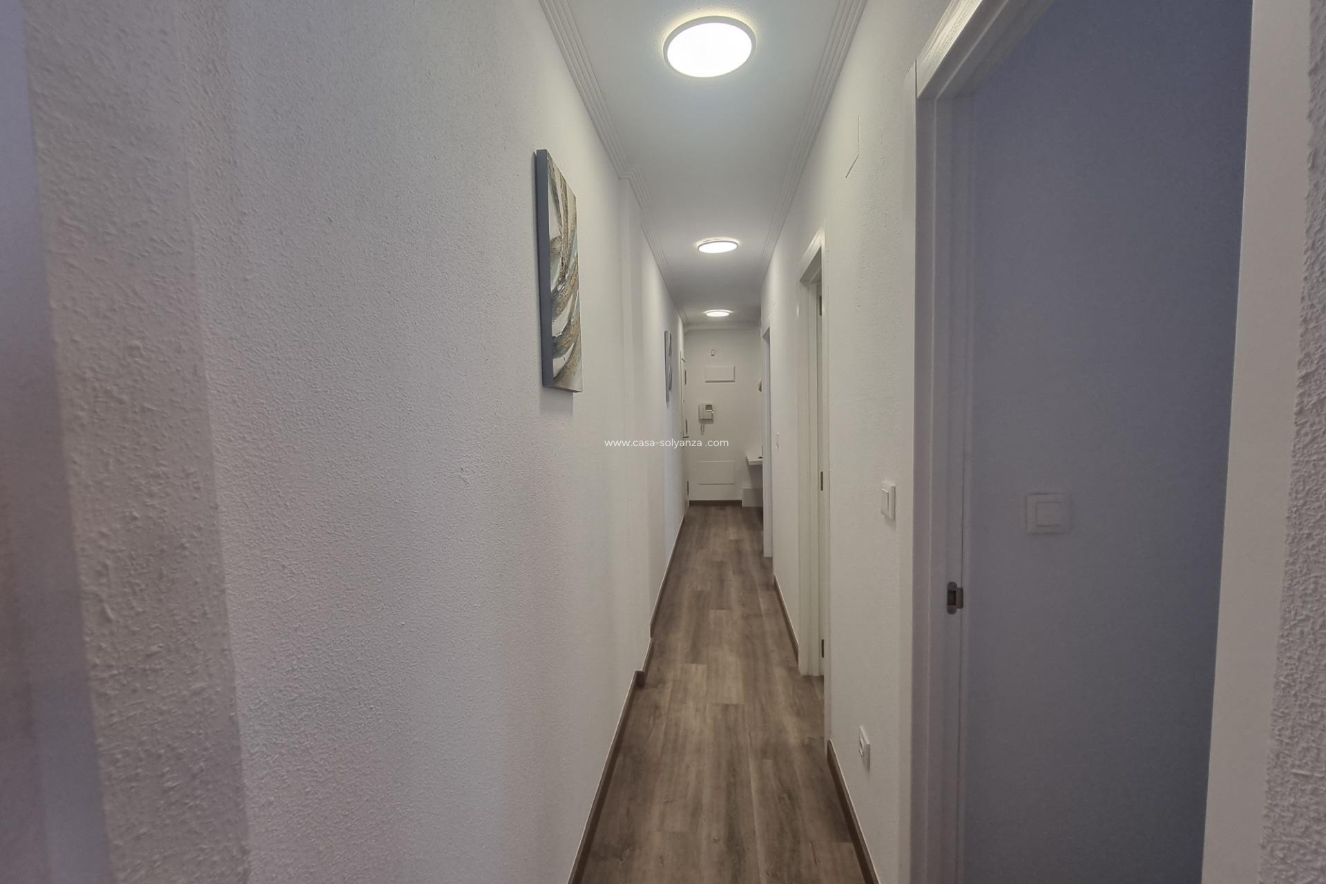 Resale - Apartment / flat - Torrevieja - Estacion Autobuses