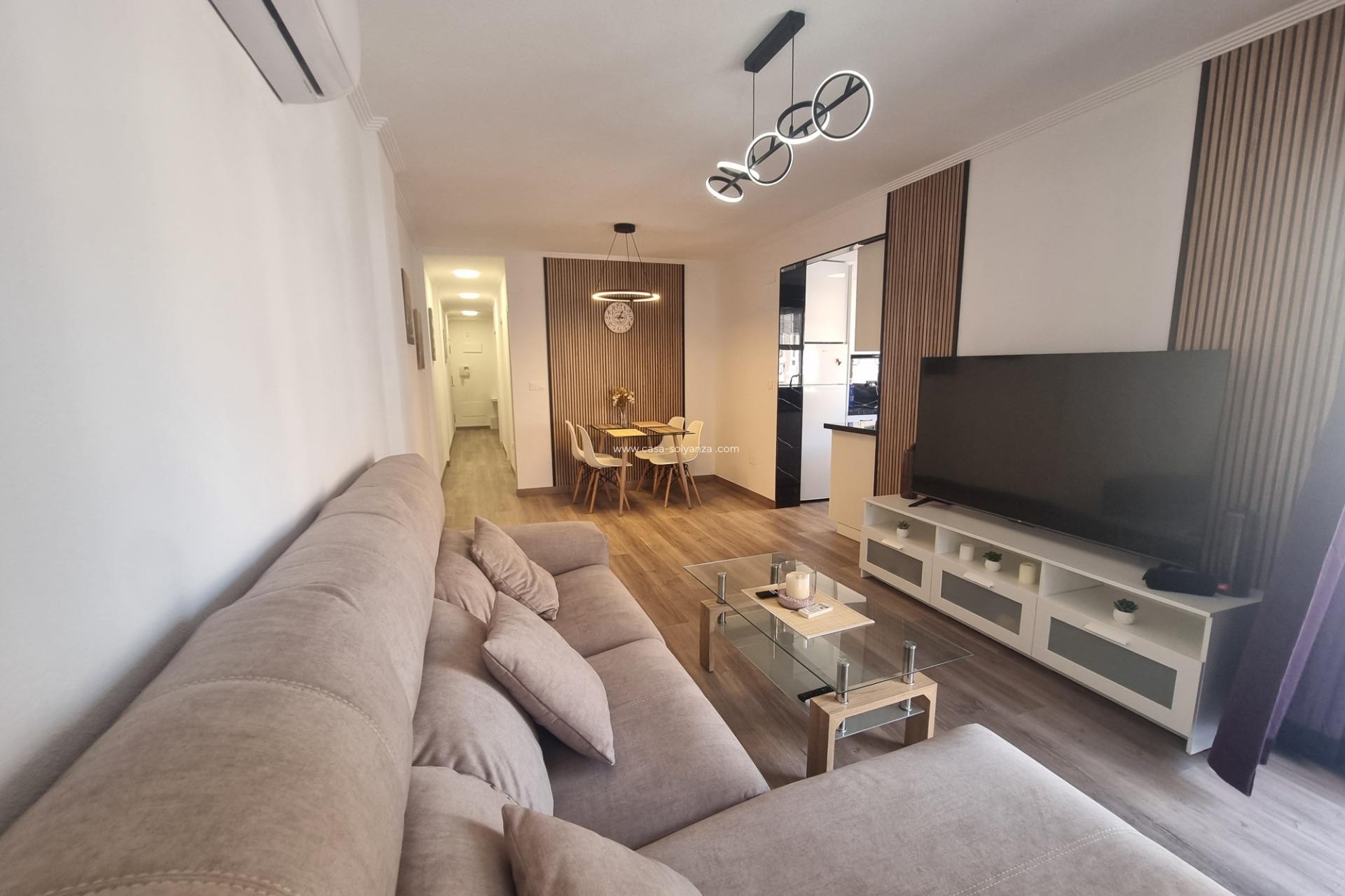 Resale - Apartment / flat - Torrevieja - Estacion Autobuses