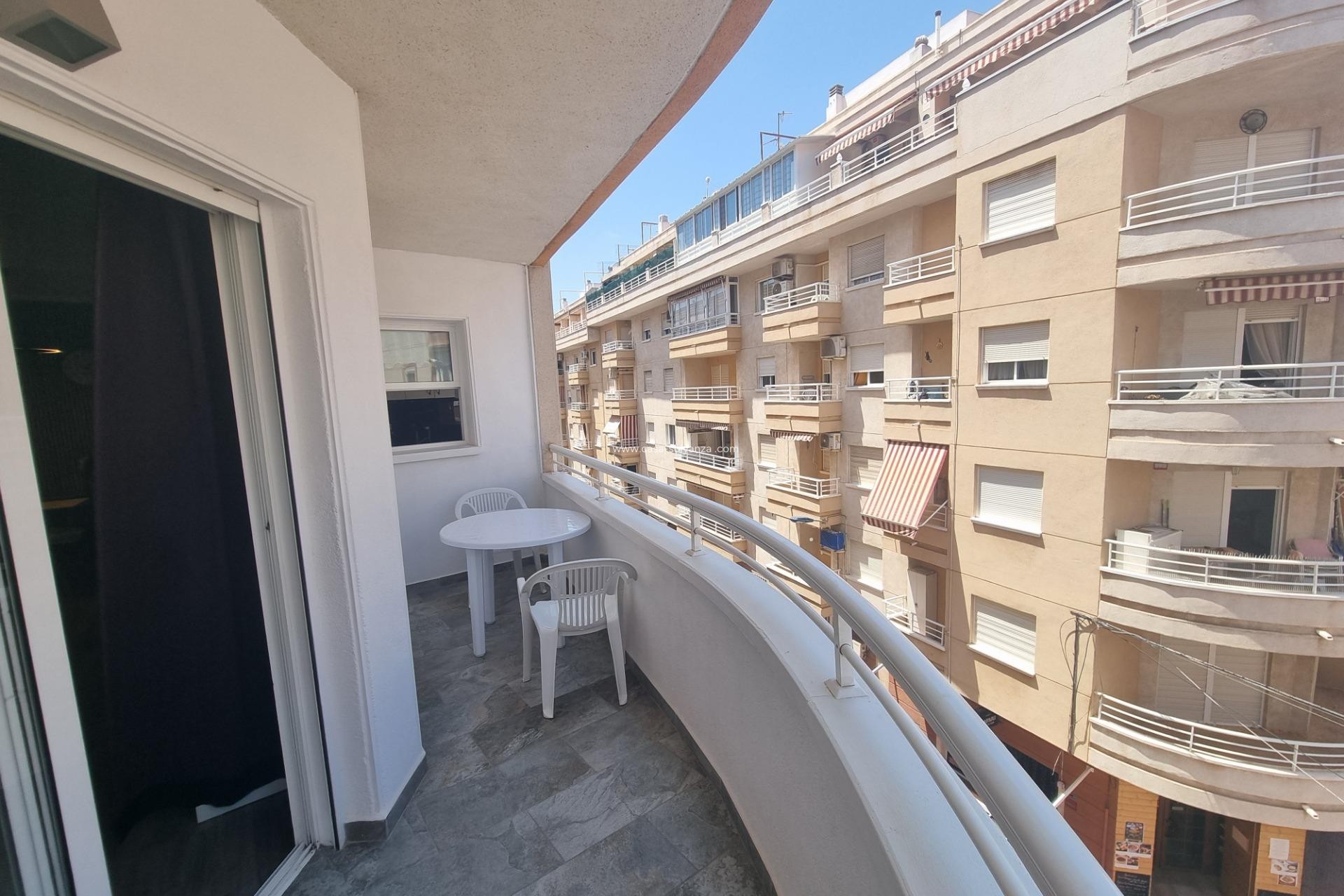 Resale - Apartment / flat - Torrevieja - Estacion Autobuses