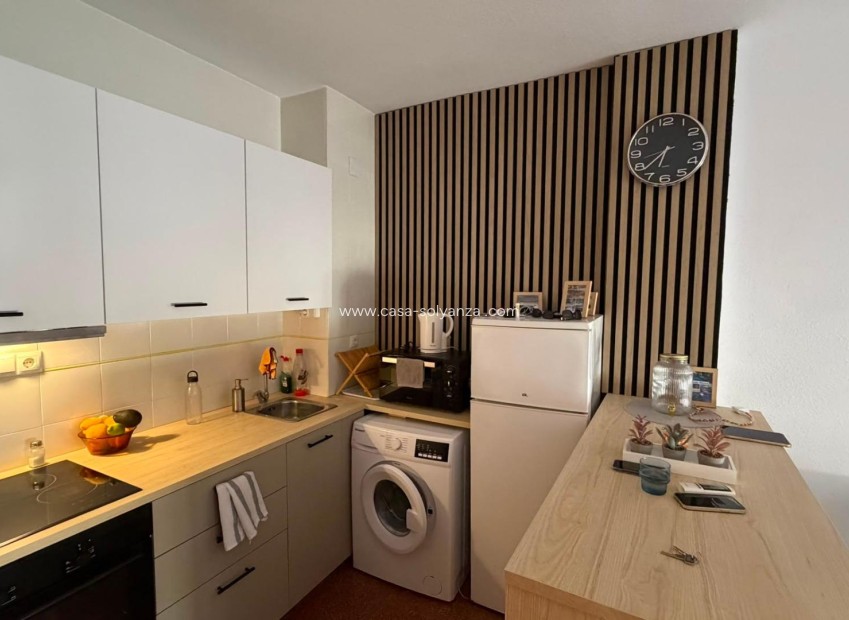 Resale - Apartment / flat - Torrevieja - Habaneras