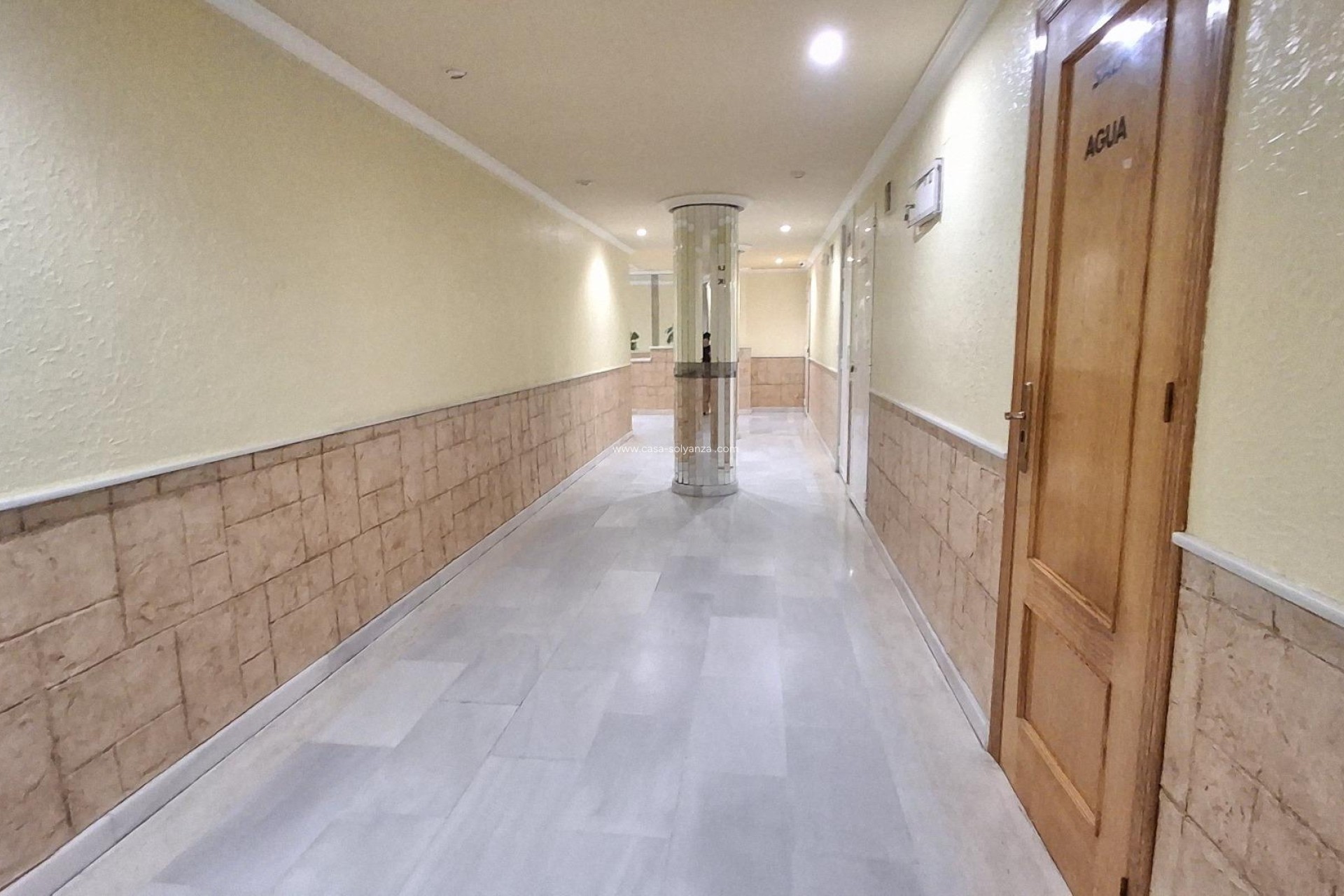 Resale - Apartment / flat - Torrevieja - Habaneras